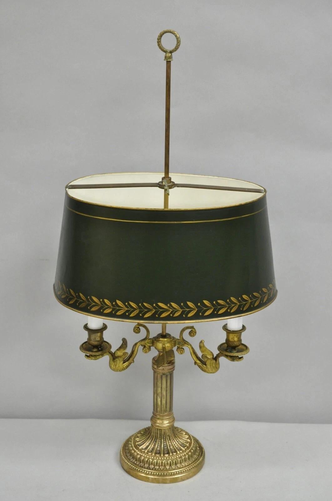 Antique French Empire Bronce Cisnes Verde Tole Pantalla Metal Lámpara de Mesa Bouillotte en venta 6