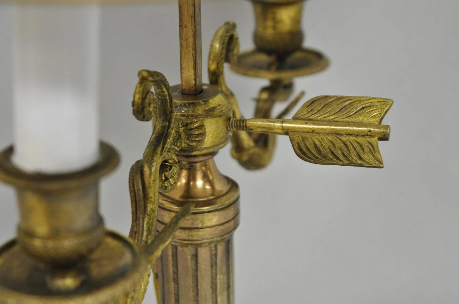 Antique French Empire Bronce Cisnes Verde Tole Pantalla Metal Lámpara de Mesa Bouillotte en venta 2