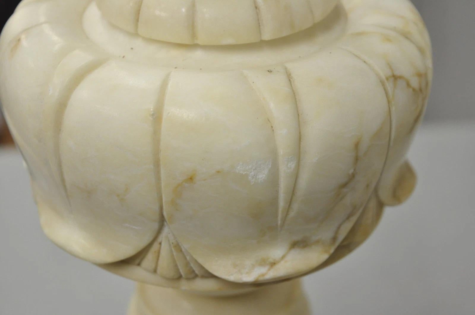 Antique French Empire Carved Italian White Marble Victorian Table Lamps - a Pair For Sale 4