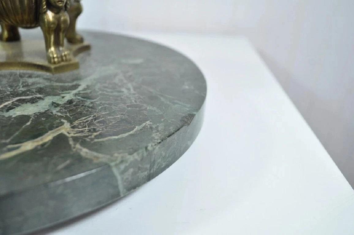 Antique French Empire Figural Bronze Sphinx Green Marble Desk Top Double Inkwell en vente 3
