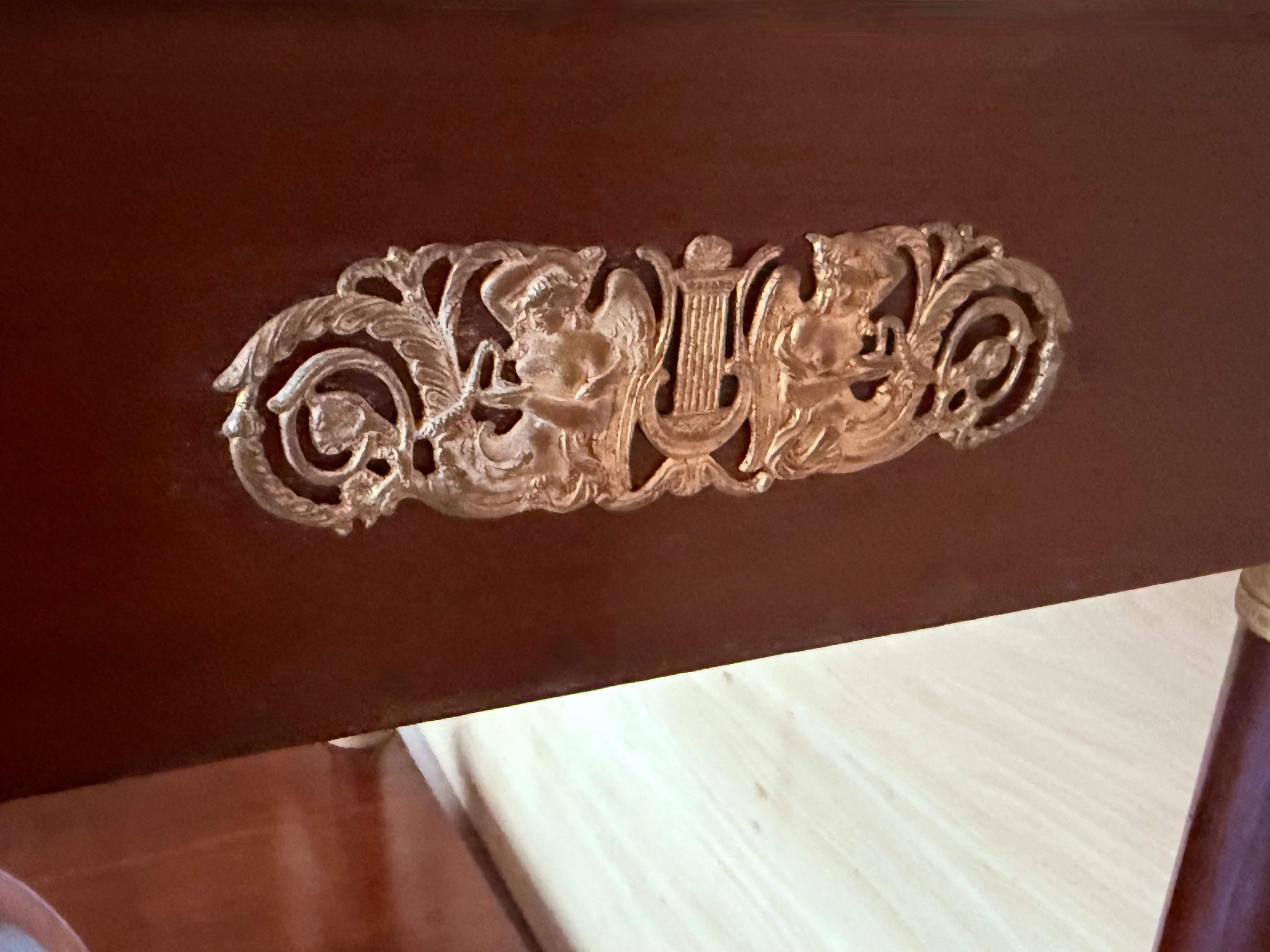 Ancienne table console Empire française en bois fruitier avec tiroir, début du 20ème siècle en vente 3