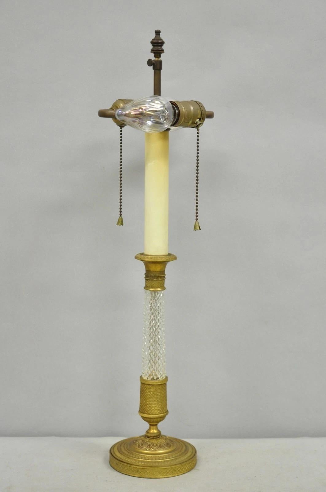 Antique French Empire vergoldete Bronze Kristallsäule kleiner Kerzenständer Tischlampe im Angebot 7