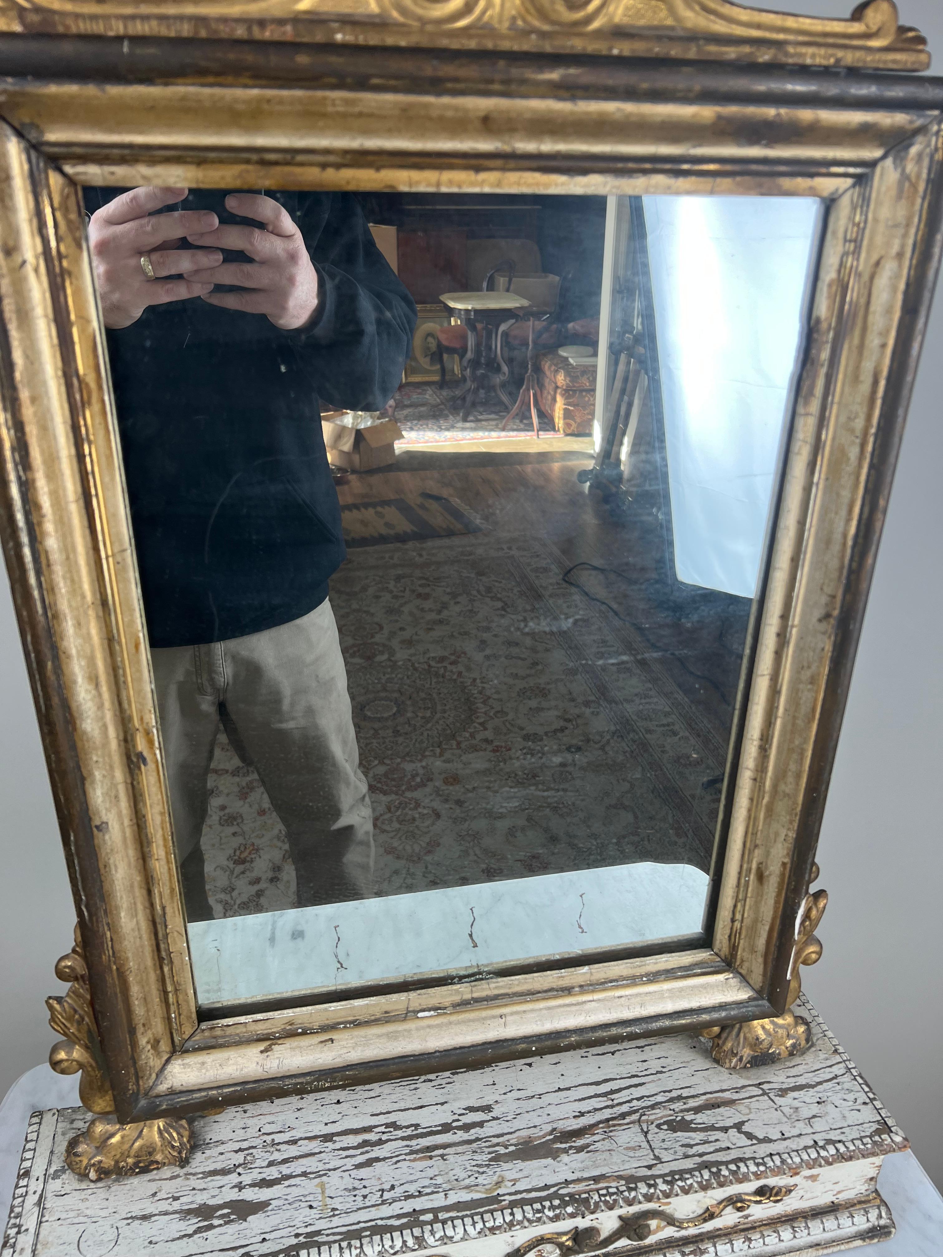 Antiguo espejo de tocador o de mesa de madera dorada del Imperio francés c. Mediados del siglo XIX en Bueno estado para la venta en Westfield, MA