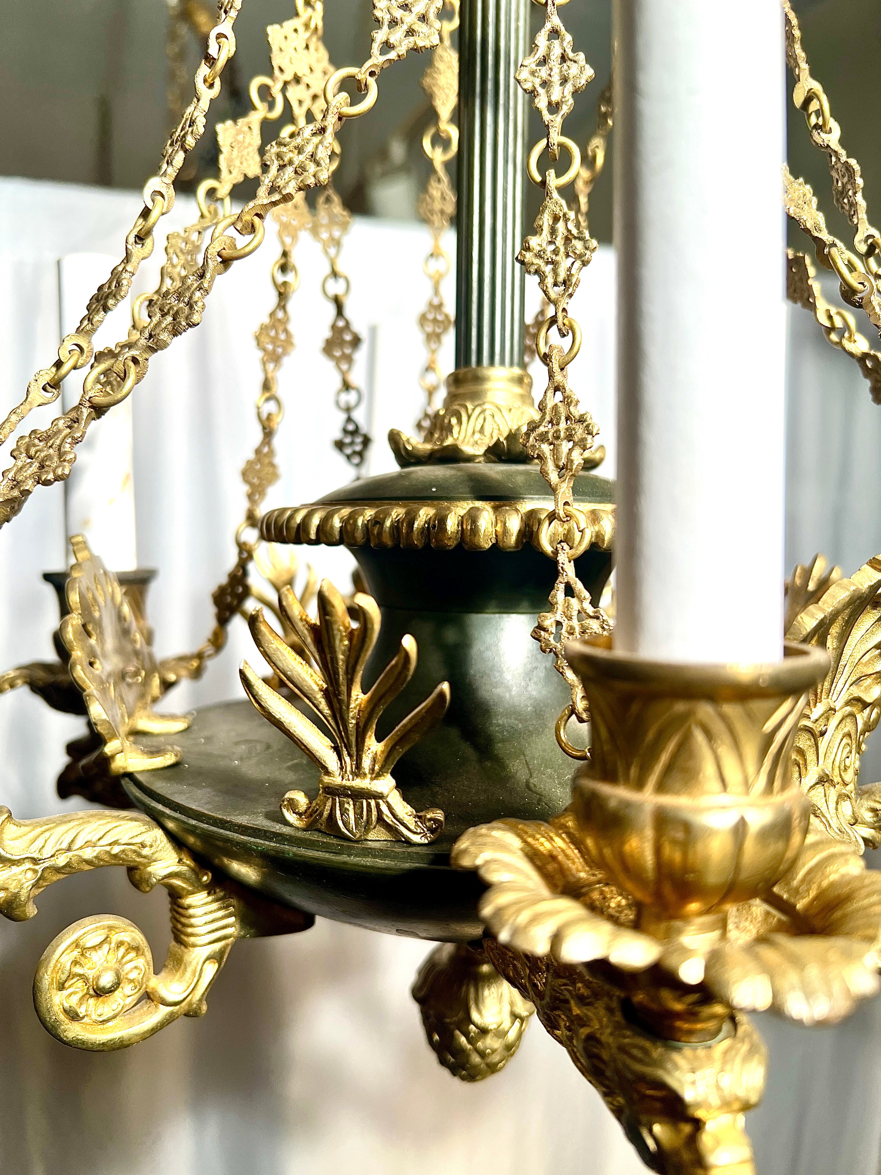 Antique French Empire Gold Bronze and Patinated Bronze Chandelier, Circa 1880. For Sale 1