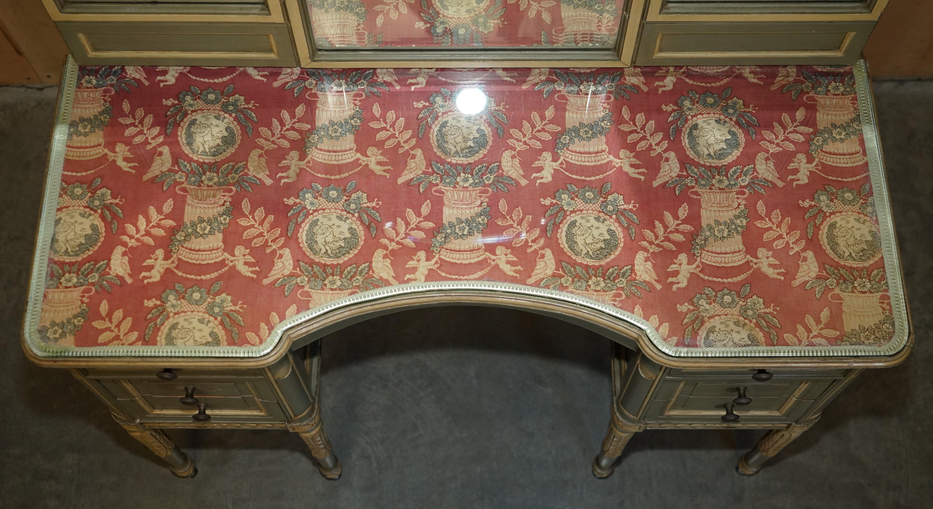 ANTIQUE FRENCH EMPIRE HAND PAINTED 19TH CENTURY DRESSING TABLE + TRi FOLD MIRROR For Sale 1