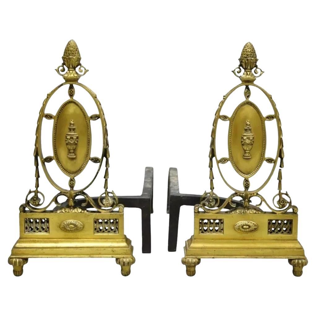 Antike französische Empire-Kamin-Feuerböcke aus Bronze mit Eichel im Louis-XVI.-Stil, Paar