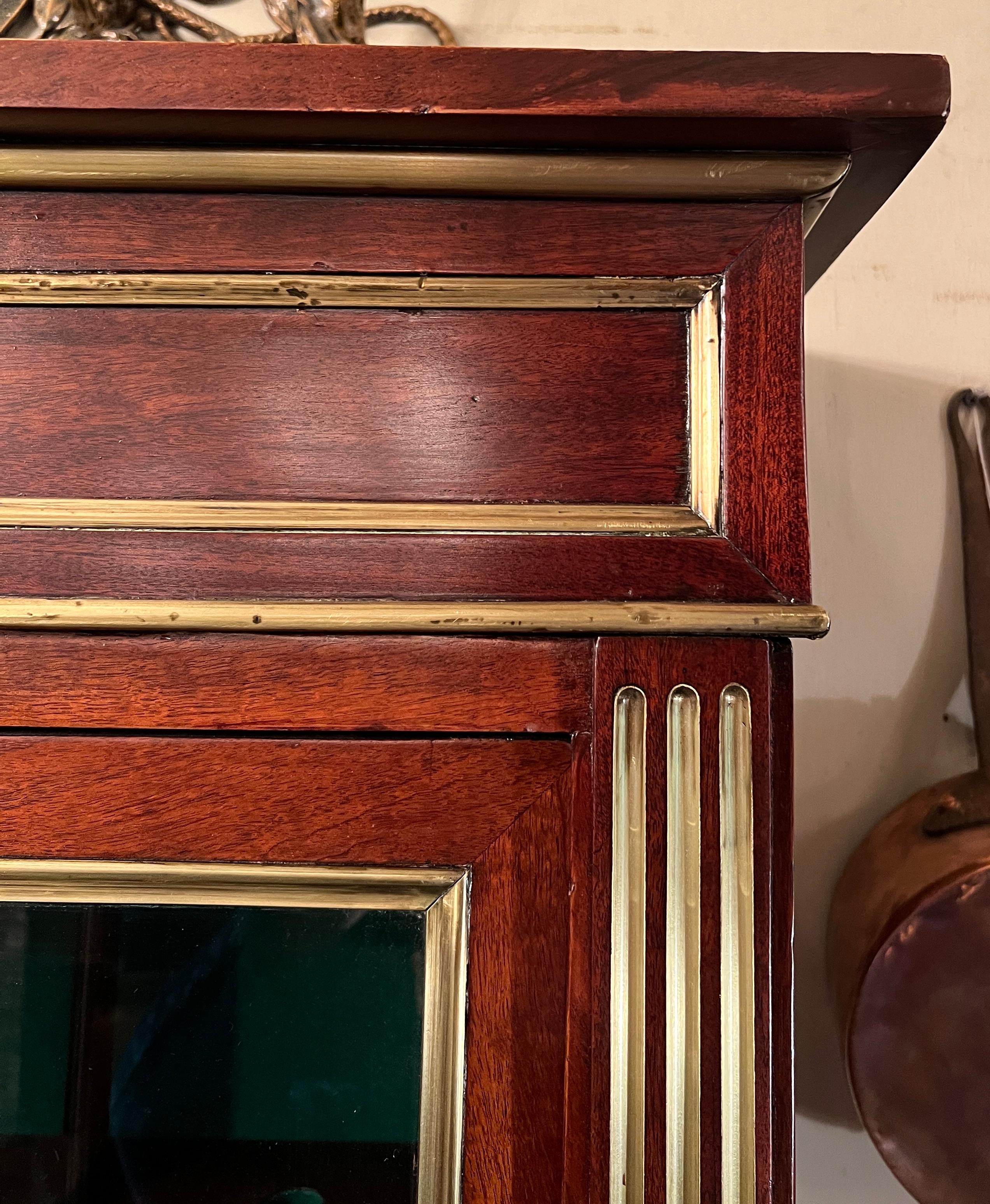 Antique French Empire Mahogany Gun Cabinet with Brass inlay, Circa 1880-1890. In Good Condition In New Orleans, LA