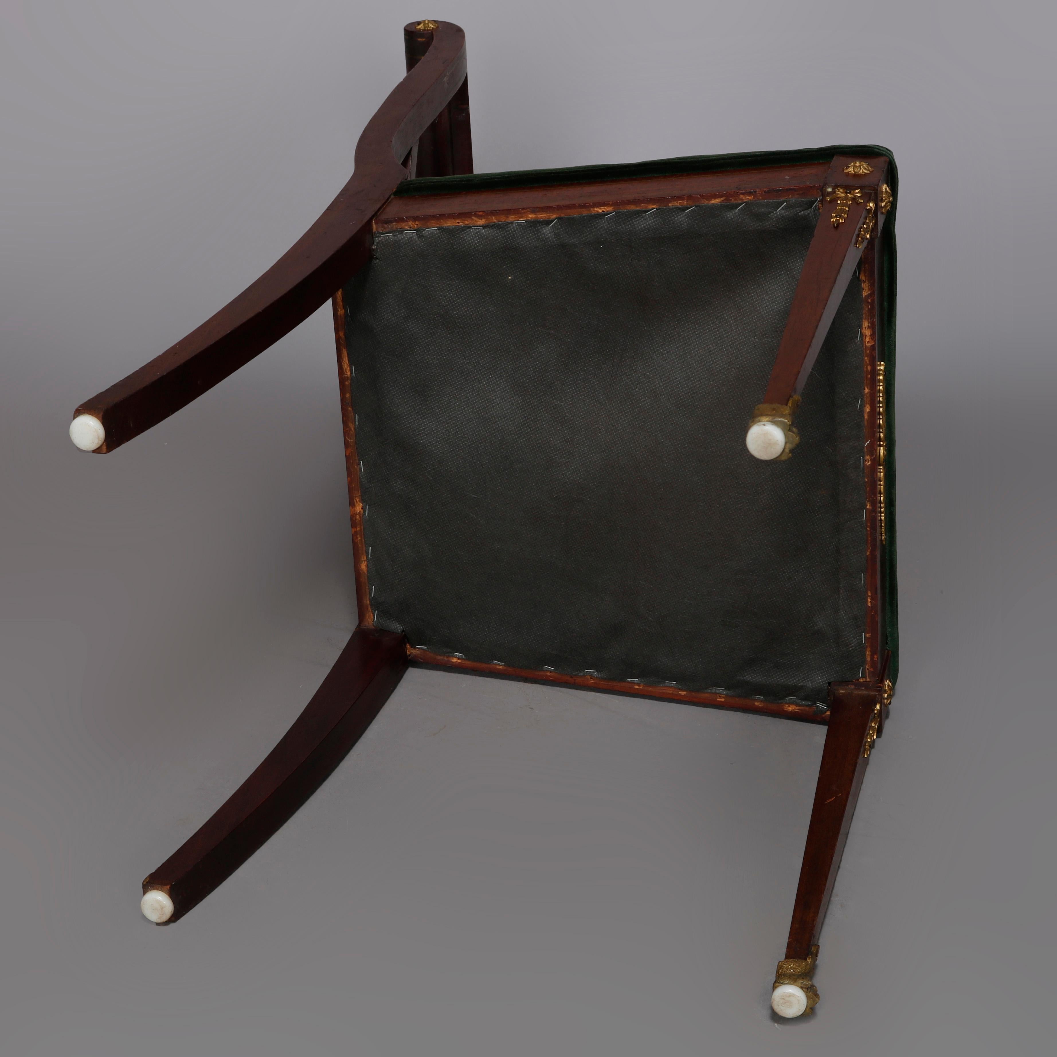 Ancienne chaise d'appoint en acajou de style Empire français avec montures en bronze doré 19e C en vente 2