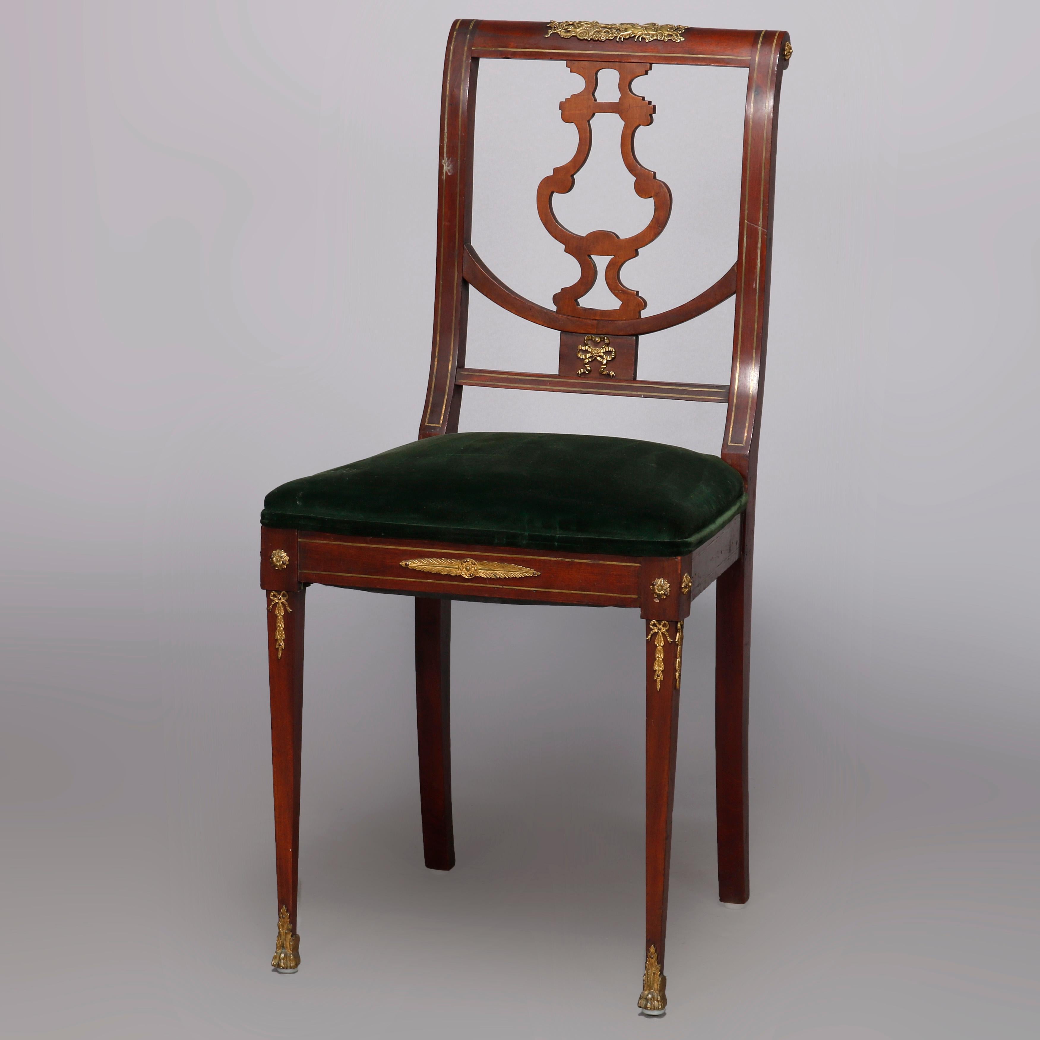 Ancienne chaise d'appoint en acajou de style Empire français avec montures en bronze doré 19e C en vente 3