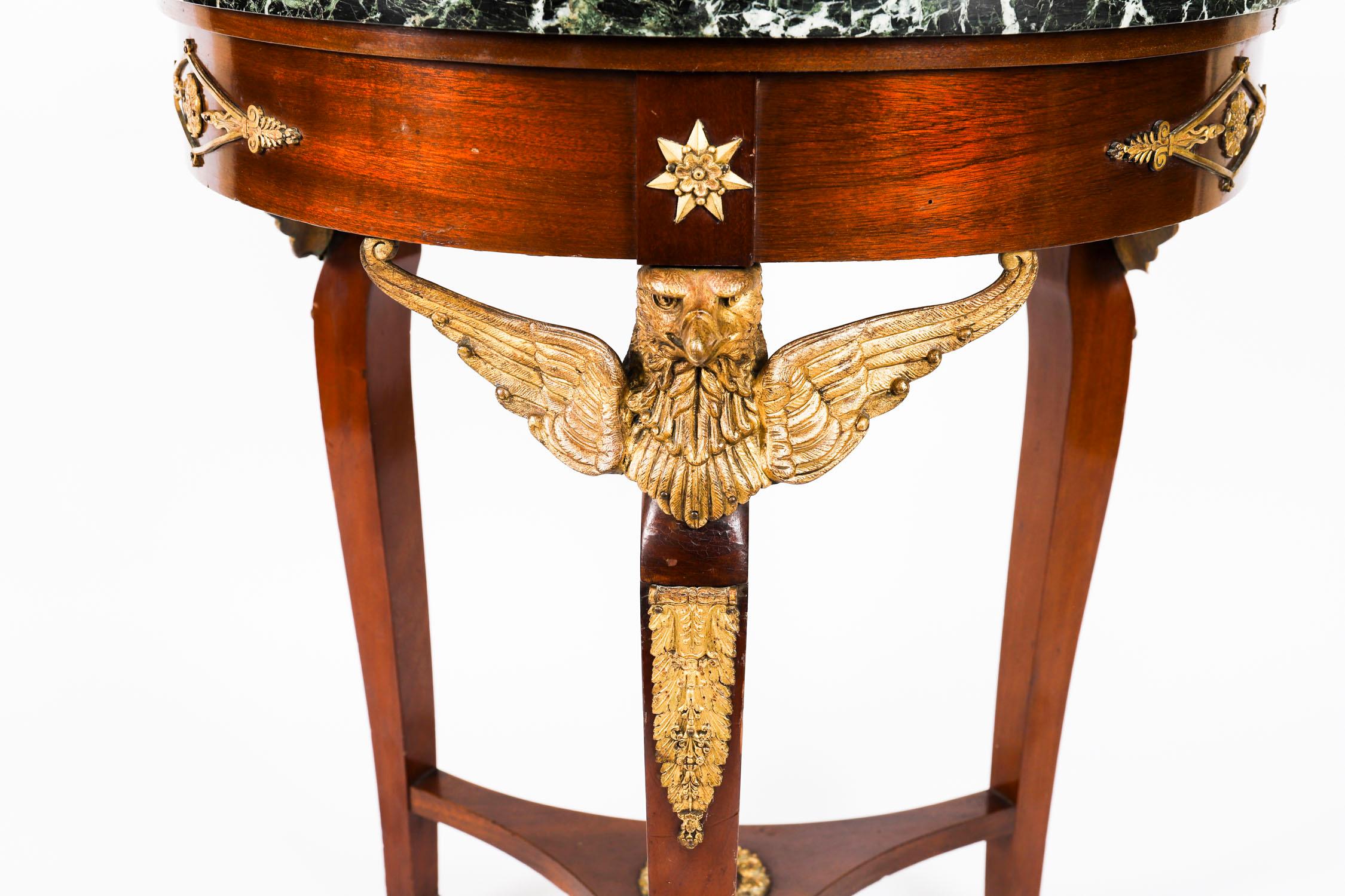 Antique Table d'appoint Empire française en marbre et bronze doré 19ème siècle en vente 2