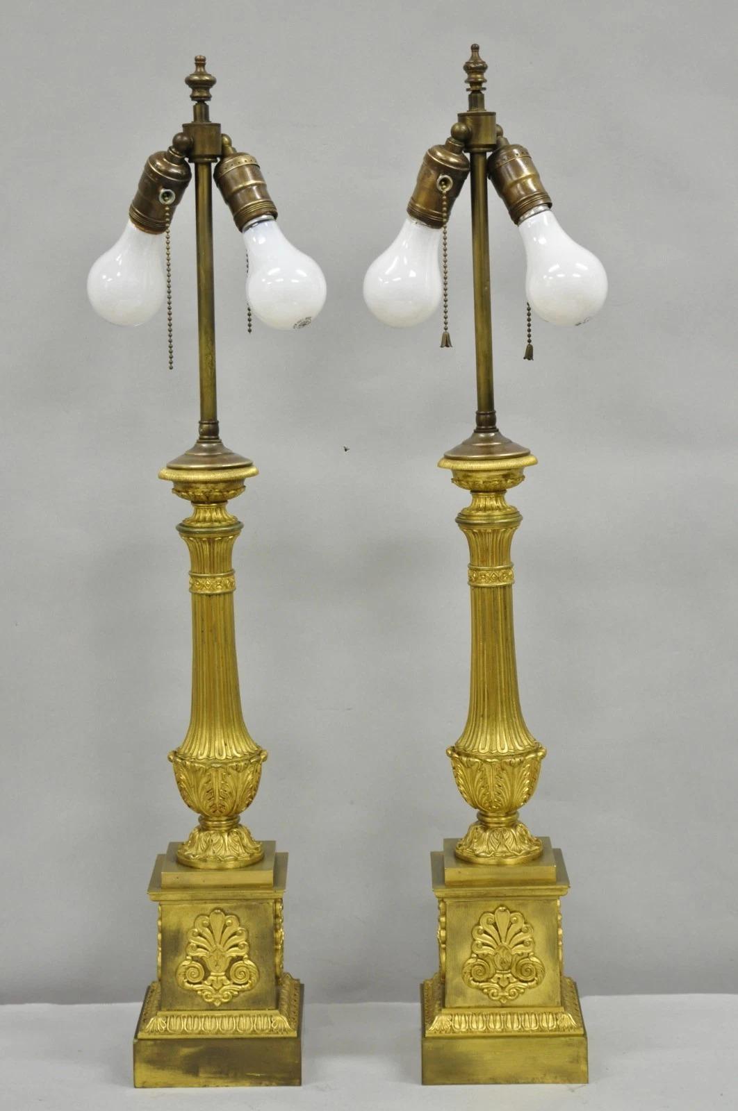 Antique French Empire Neoclassical Bronze Candlestick Column Table Lamps a Pair en vente 6