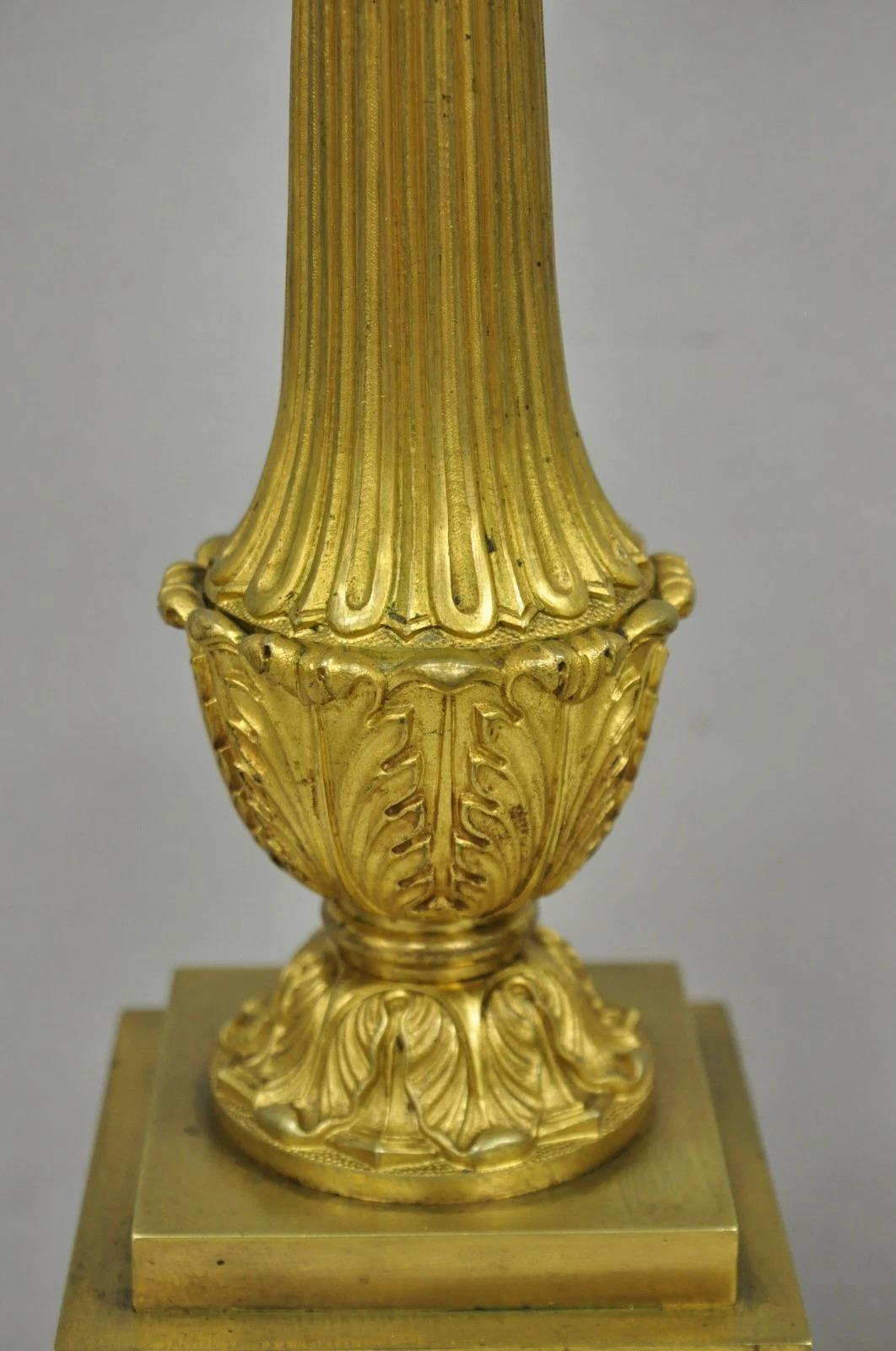 Antique French Empire Neoclassical Bronze Candlestick Column Table Lamps a Pair Bon état - En vente à Philadelphia, PA