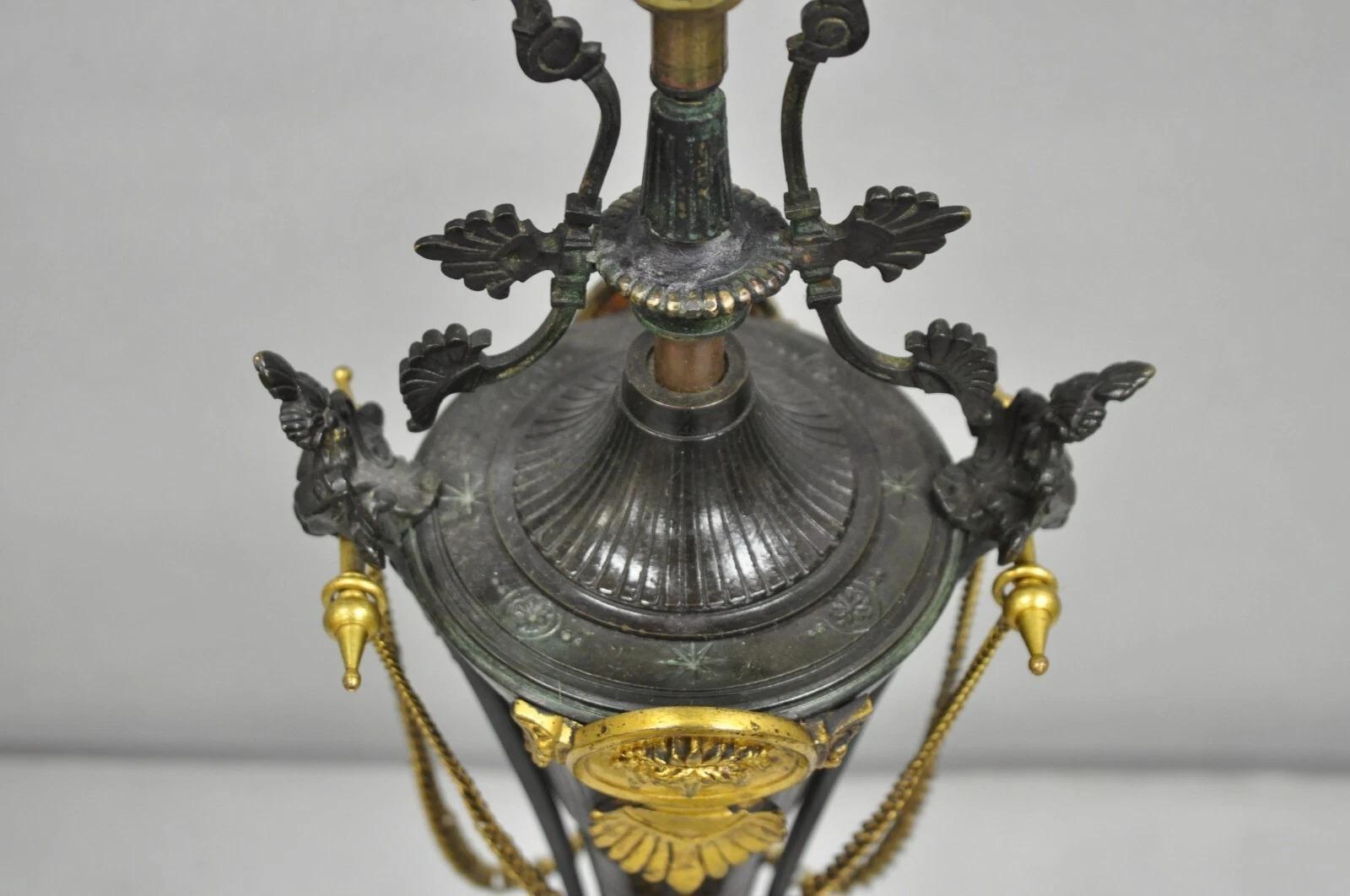 XIXe siècle Antique French Empire Neoclassical Bronze & Marble Small Figural Table Lamp en vente