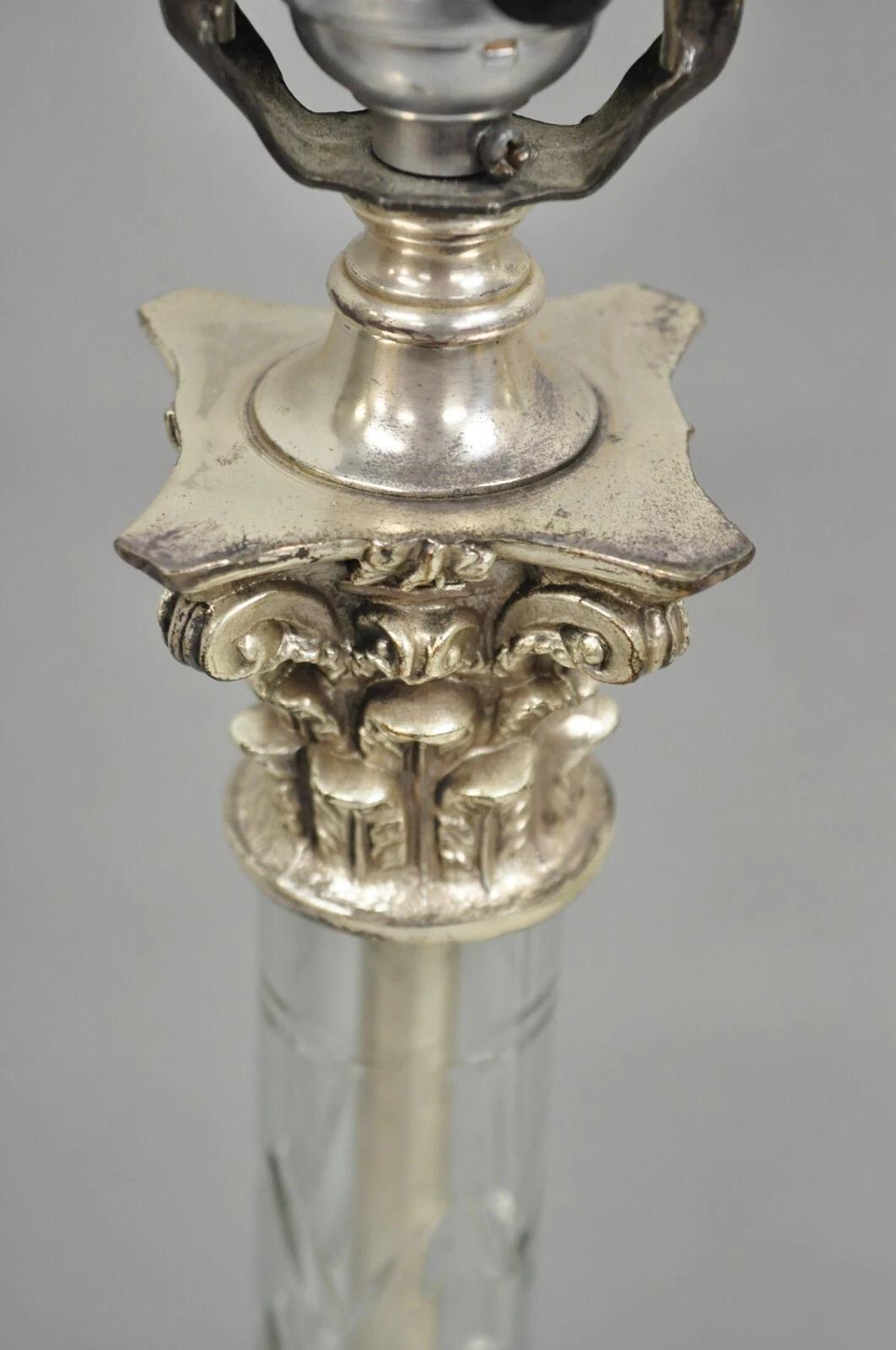 Antiguas Lámparas de Mesa de Columna Corintia Imperio Francés de Níquel y Plata - un Par en Bueno estado para la venta en Philadelphia, PA