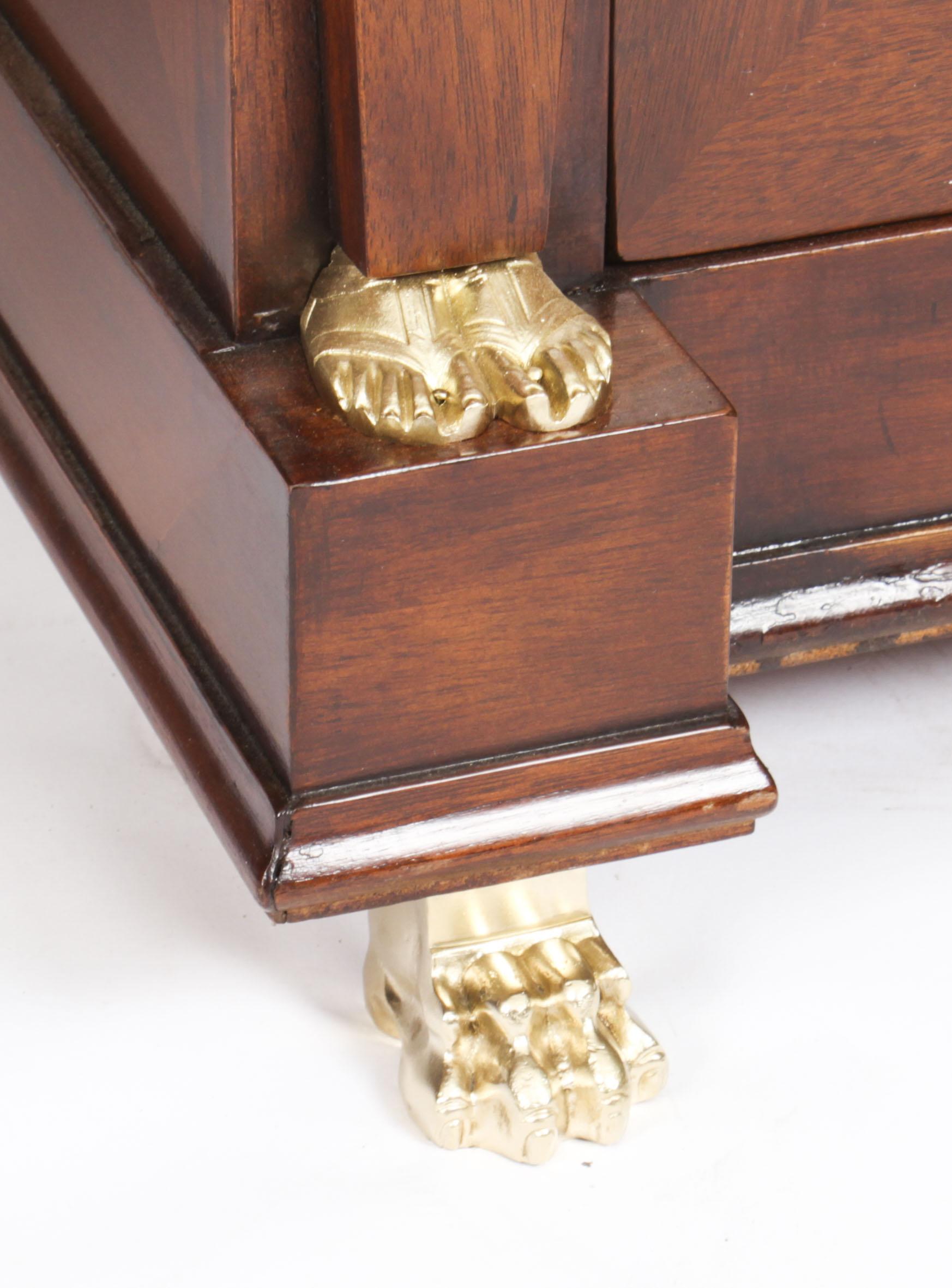 Fin du XIXe siècle Bureau français ancien de style Empire monté en bronze doré du 19ème siècle