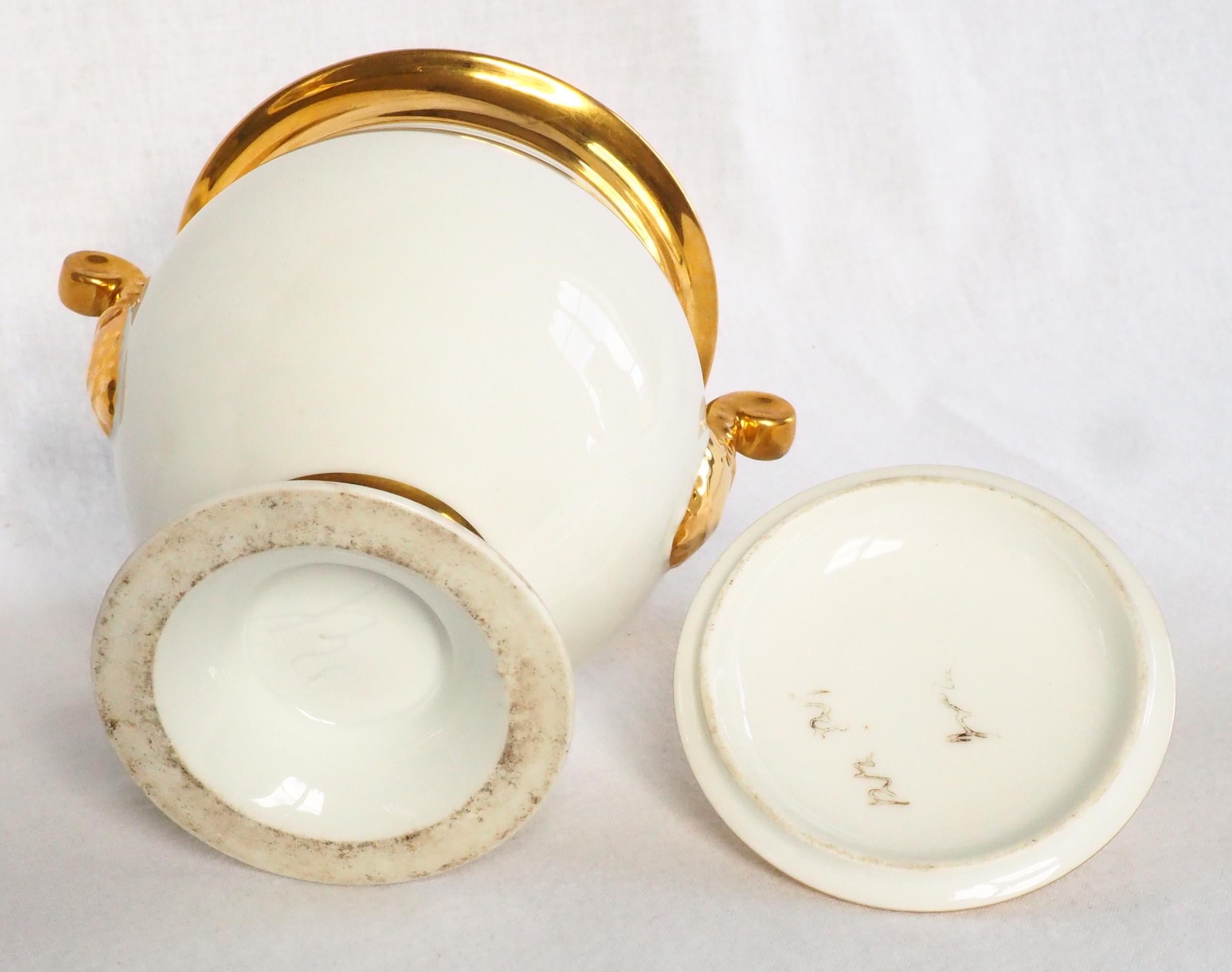 Antique French Empire Paris porcelain serving coffee set - early 19th century For Sale 8