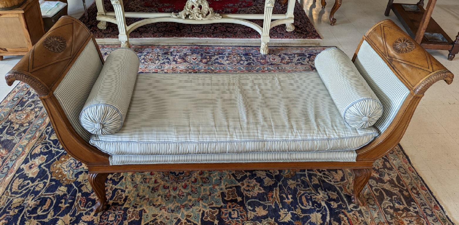 Antique French Empire Period Chaise/Daybed, Walnut, Circa 1900's 10