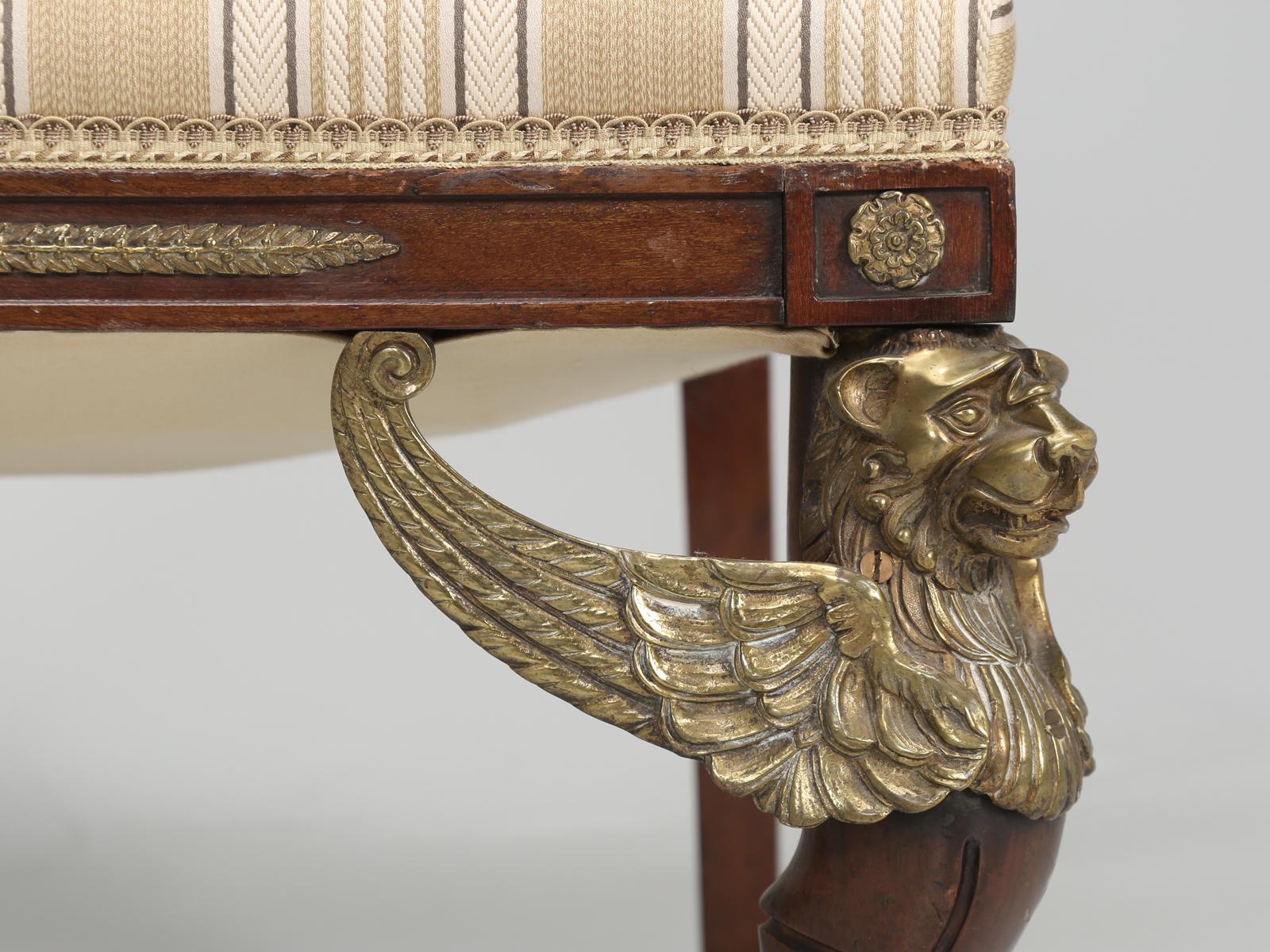 Antike französische Empire-Revival-Sessel aus Mahagoni mit außergewöhnlicher Qualität  im Angebot 3