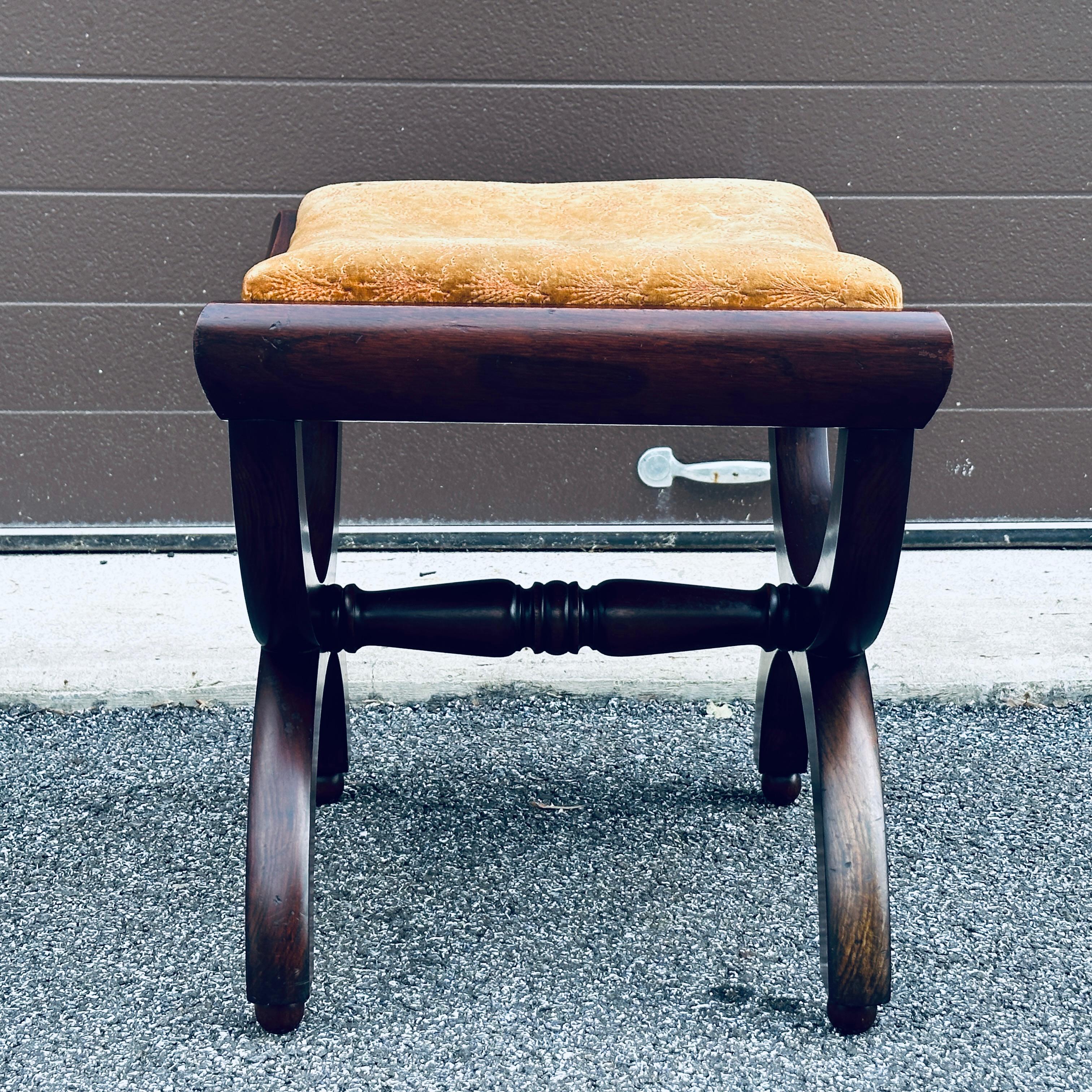 Antike Französisch Empire Massiv Mahagoni Kugel Fuß Curule Sitzbank niedrigen Hocker im Angebot 3
