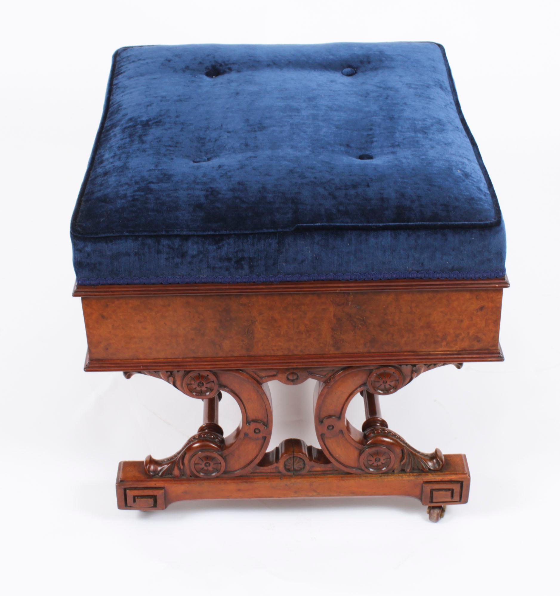 Début du XIXe siècle Ancienne table basse ottomane française style Empire avec assise fenêtre vers 19ème siècle en vente