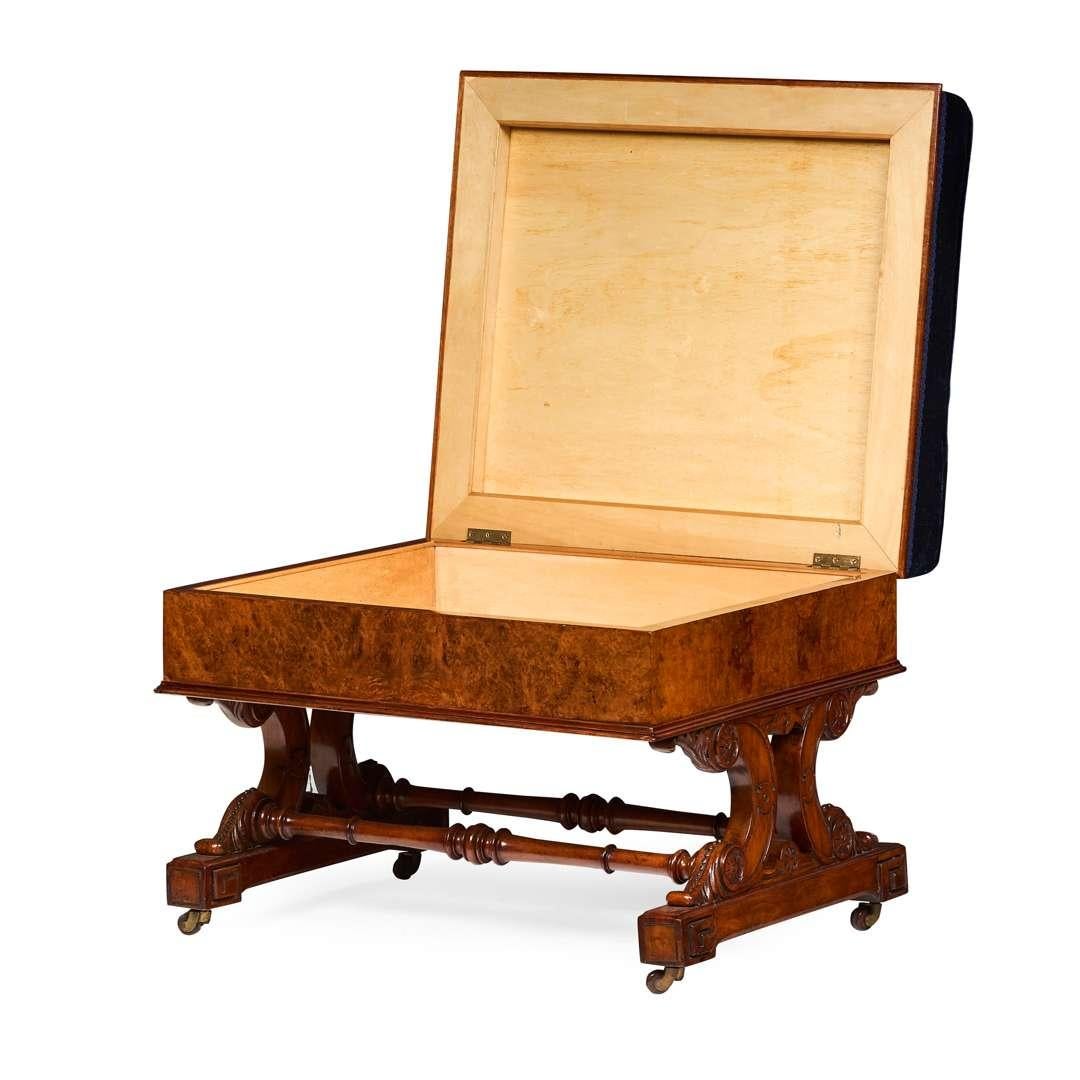 Ancienne table basse ottomane française style Empire avec assise fenêtre vers 19ème siècle en vente 2