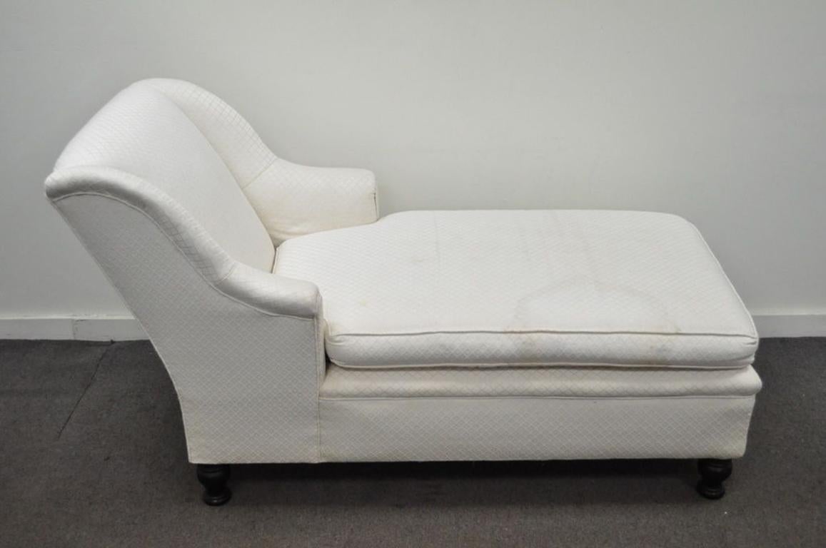 Antike Französisch Empire-Stil Chaise Longue Ohnmacht Couch Sofa Bun Feet Recamier im Zustand „Gut“ in Philadelphia, PA