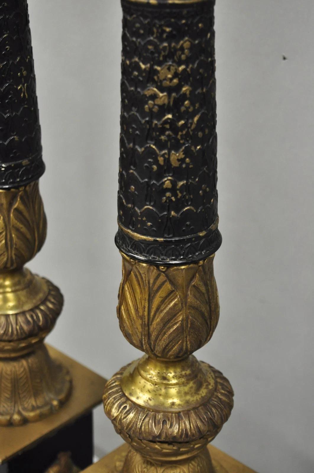 Antique French Empire Style Lámparas de Sobremesa de Columna Negra y Dorada - Pareja en venta 1
