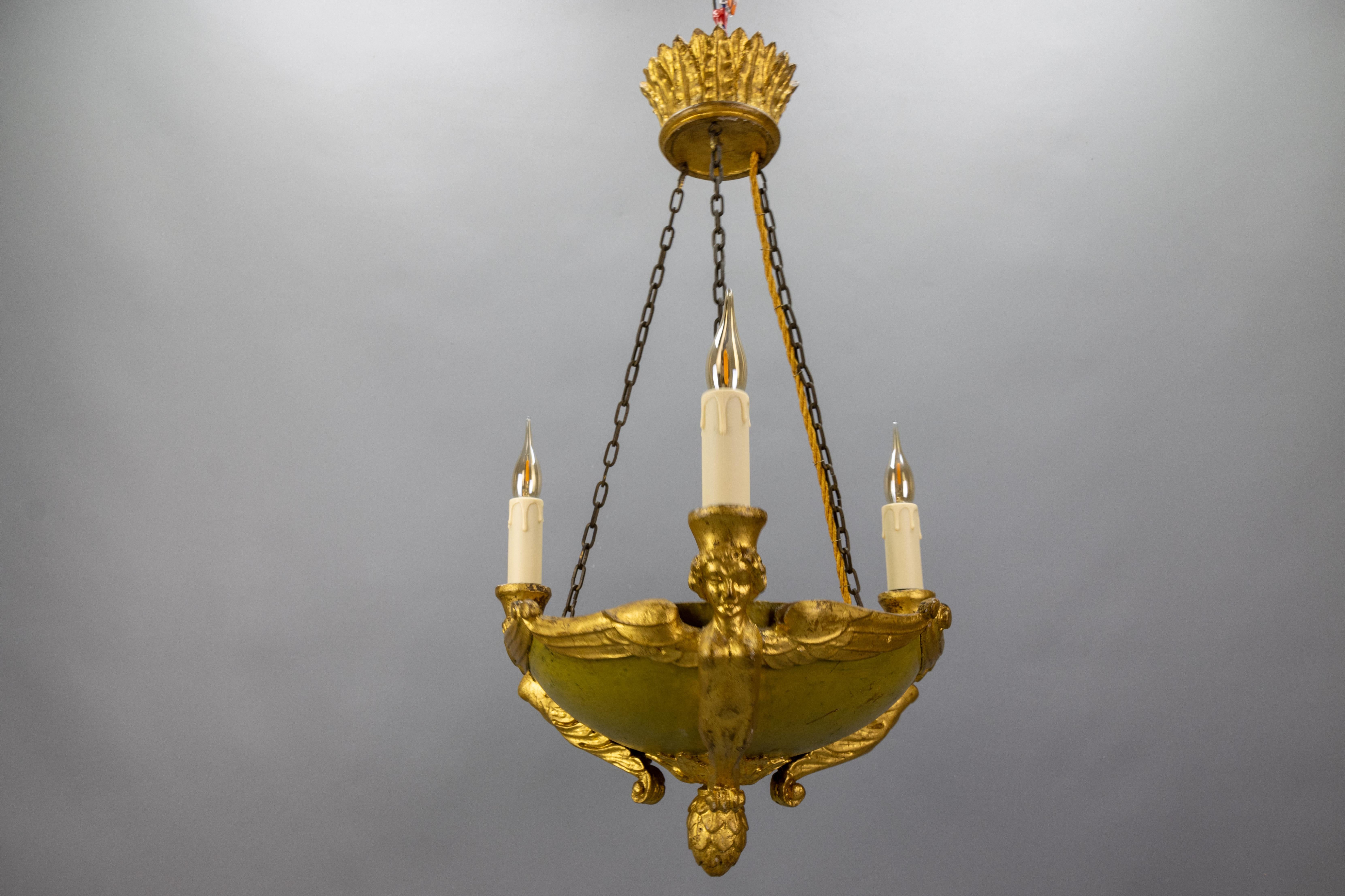 Antique French Empire Style Giltwood Three-Light Chandelier, Mid-19th Century In Good Condition For Sale In Barntrup, DE