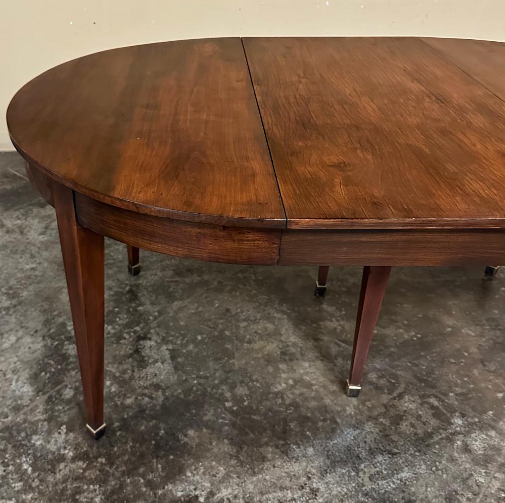 Ancienne table de salle à manger en noyer de style Empire français, avec plateau en vente 7