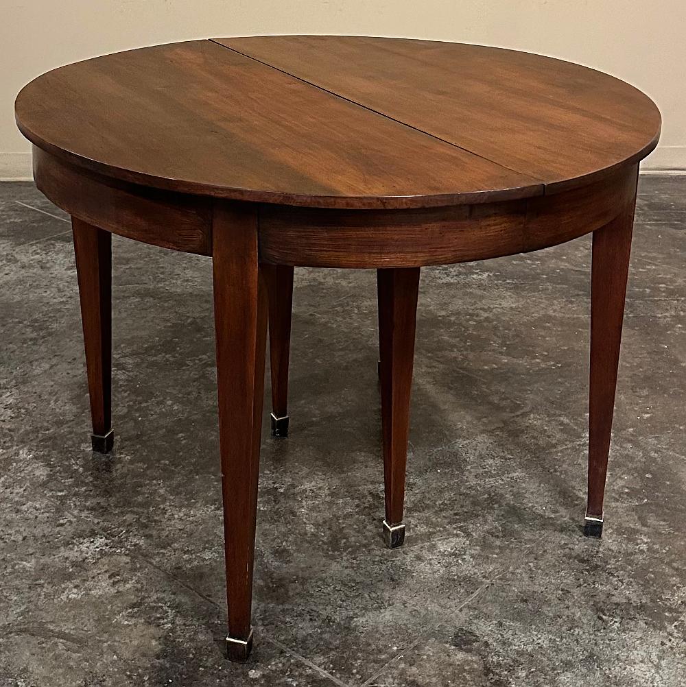 Ancienne table de salle à manger en noyer de style Empire français, avec plateau Bon état - En vente à Dallas, TX