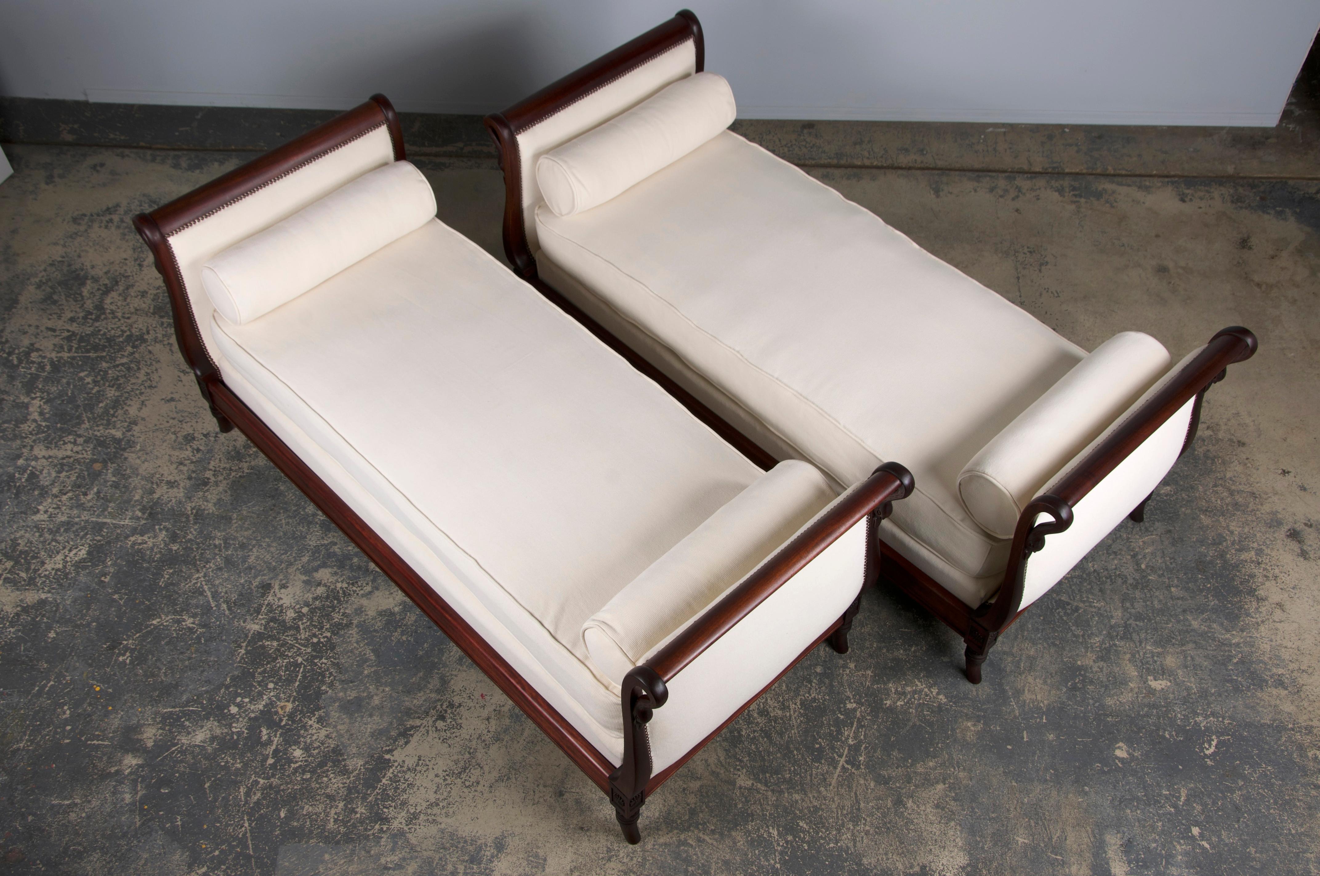 19th Century Antique French Empire Swan Neck Mahogany Daybeds W/ Cream Woven Fabric - A Pair For Sale
