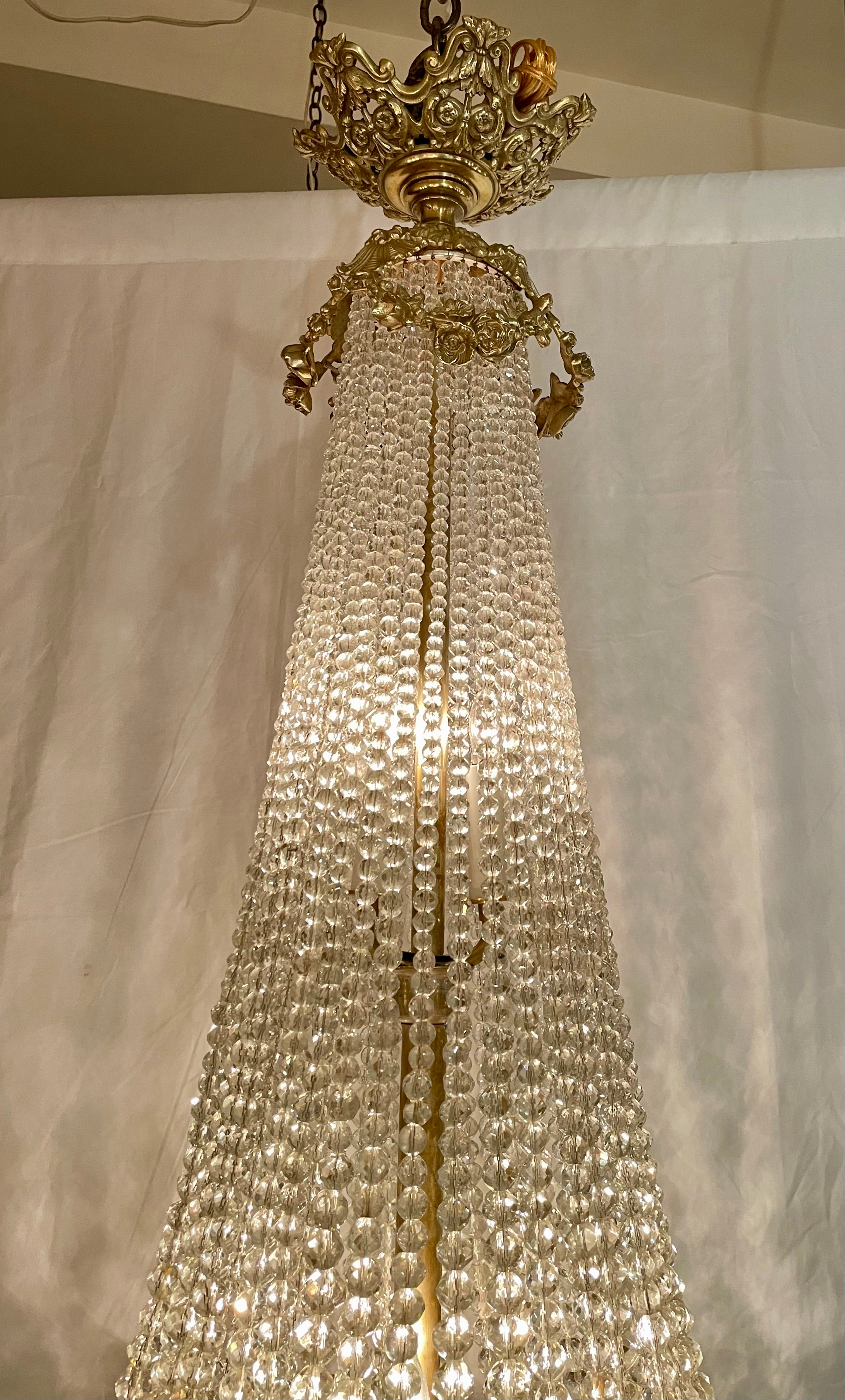 Bronzo Antique French Empress Eugenie, lampadario con perline di cristallo e bronzo dorato, CIRCA 1870