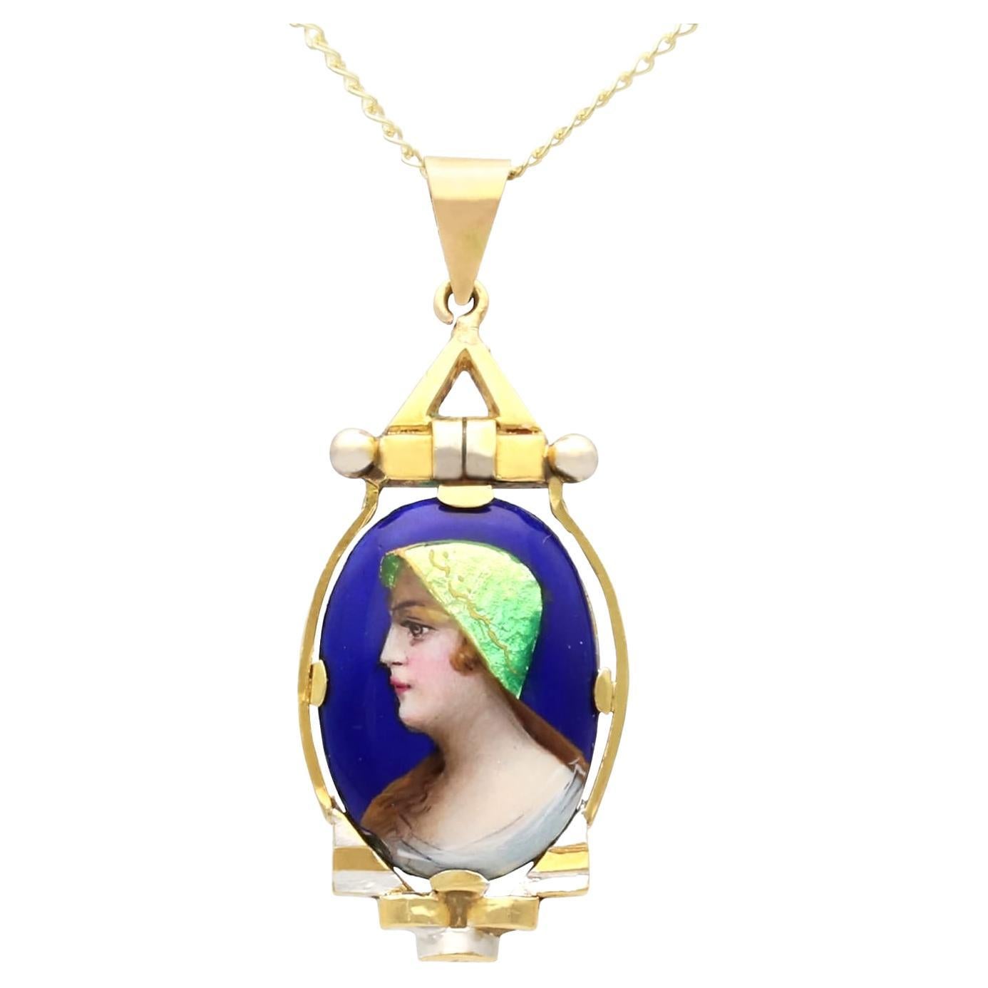 Antique French Enamel and 18k Yellow Gold Pendant Circa 1910 For Sale