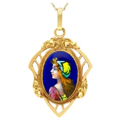 Antique French Enamel and 18k Yellow Gold Pendant