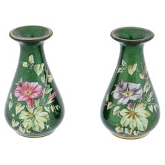 Vases d'art français anciens en verre émaillé attribués à Joye