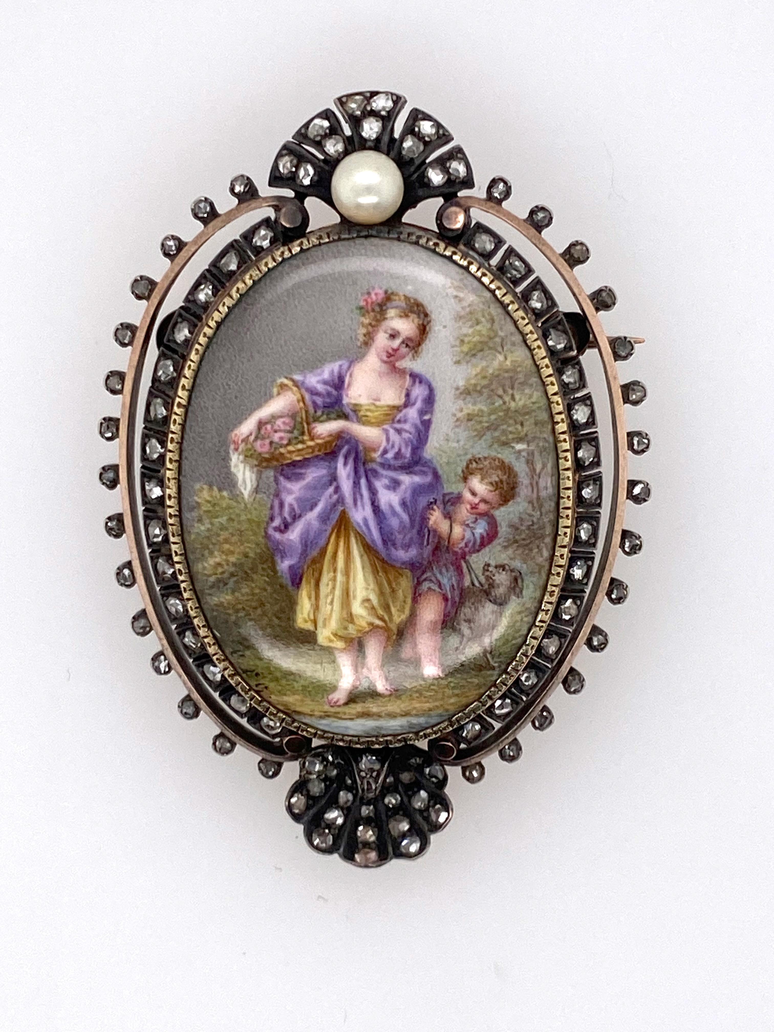 Broche/Pendentif/Locket de style victorien français
Scène en porcelaine émaillée d'une  Femme et bambin avec un chien dans un jardin, la femme tient un panier de fleurs
