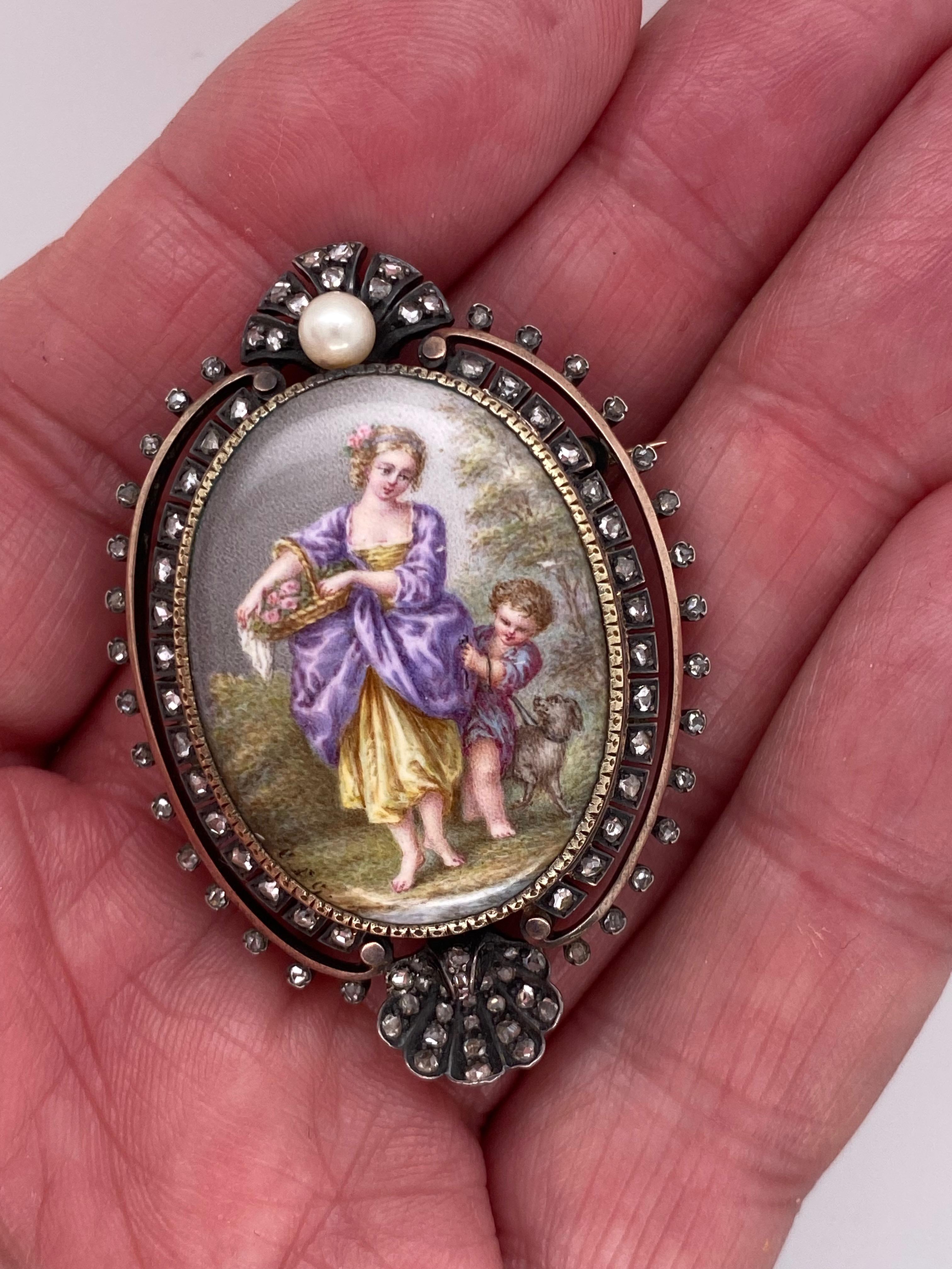 Antique médaillon broche-pendentif français représentant une scène en émail et diamants taille rose en vente 3