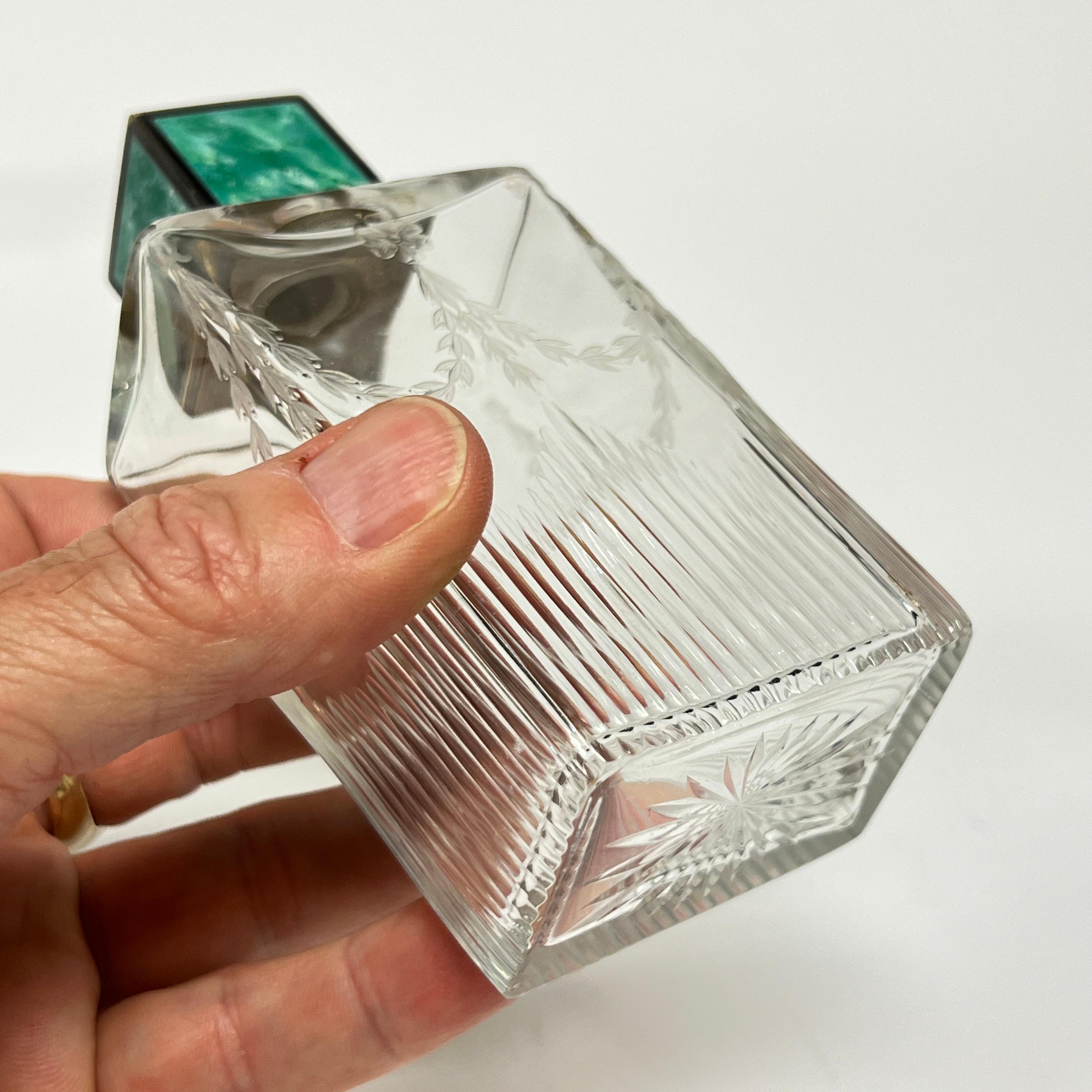 Juego de tocador francés antiguo de plata esmaltada y cristal en venta 4