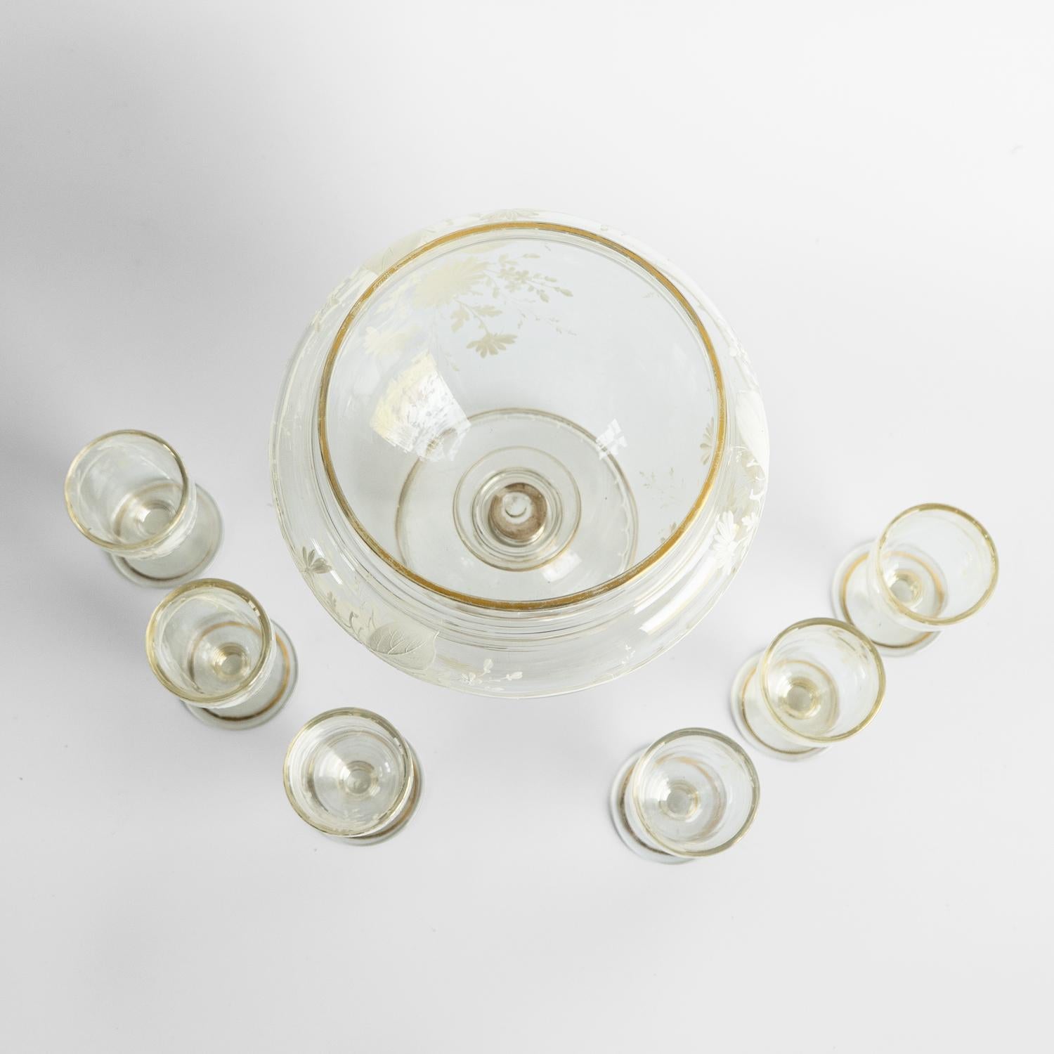 Antique French, ciotola e bicchieri in vetro smaltato, XIX secolo 3