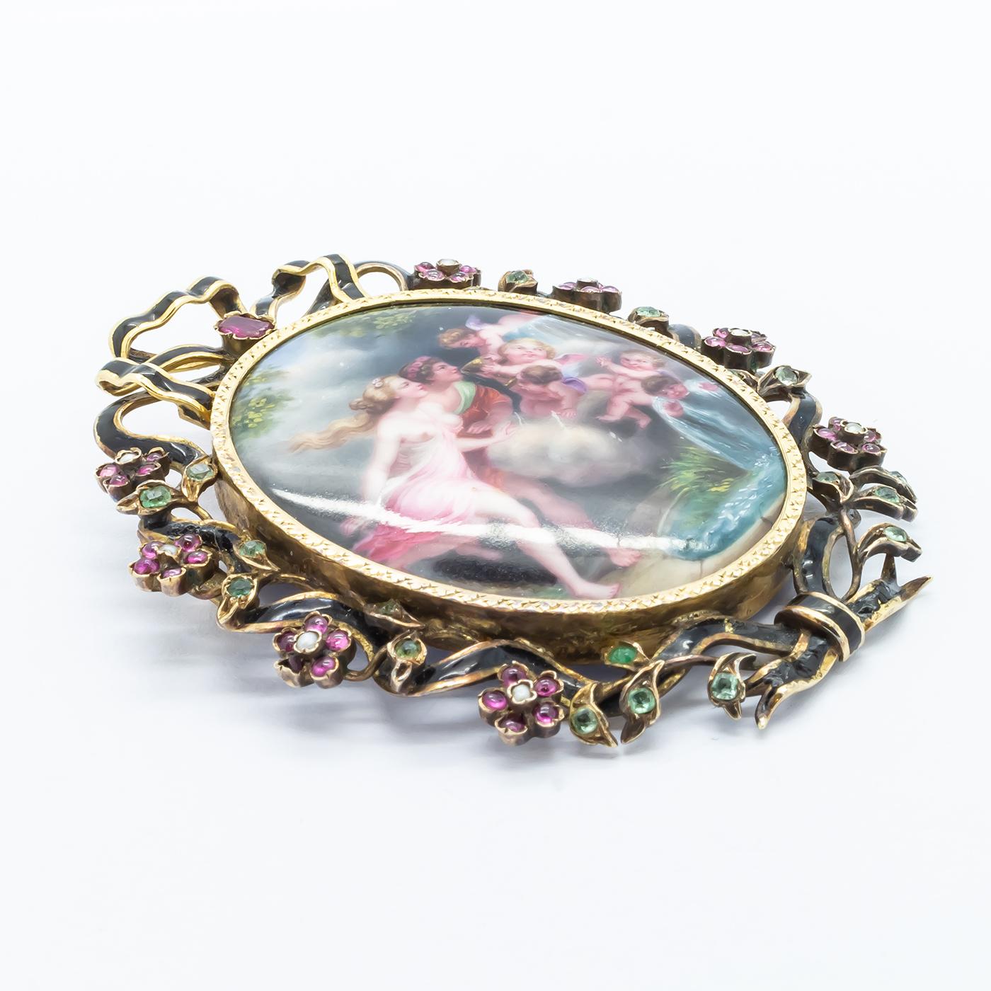 Antique French Enameled Gold Brooch In Good Condition In London, GB