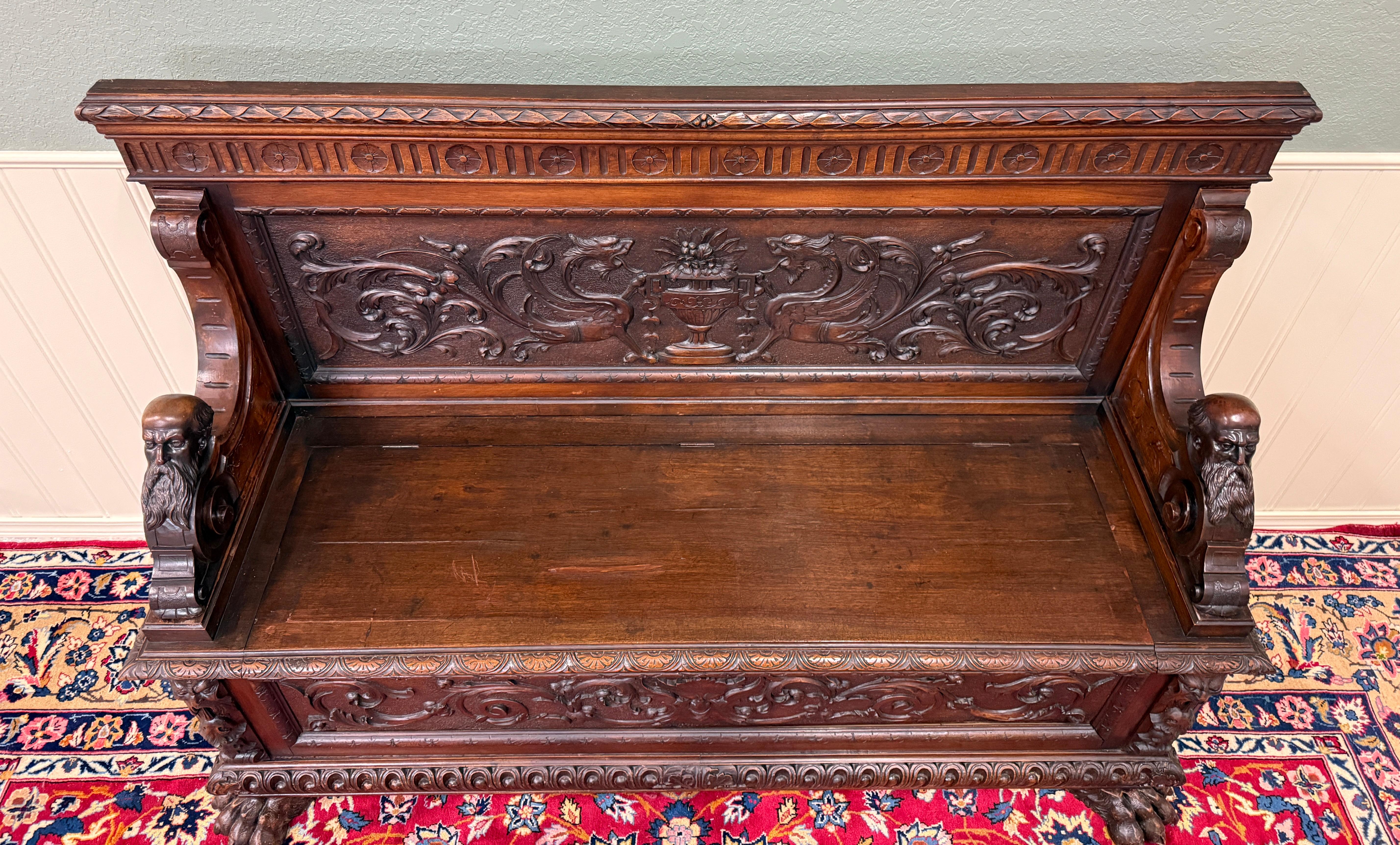 Antike französische Eingangsbank Settee-Truhe aus dunklem Nussbaumholz im Renaissance-Revival-Stil, um 1890 im Angebot 12
