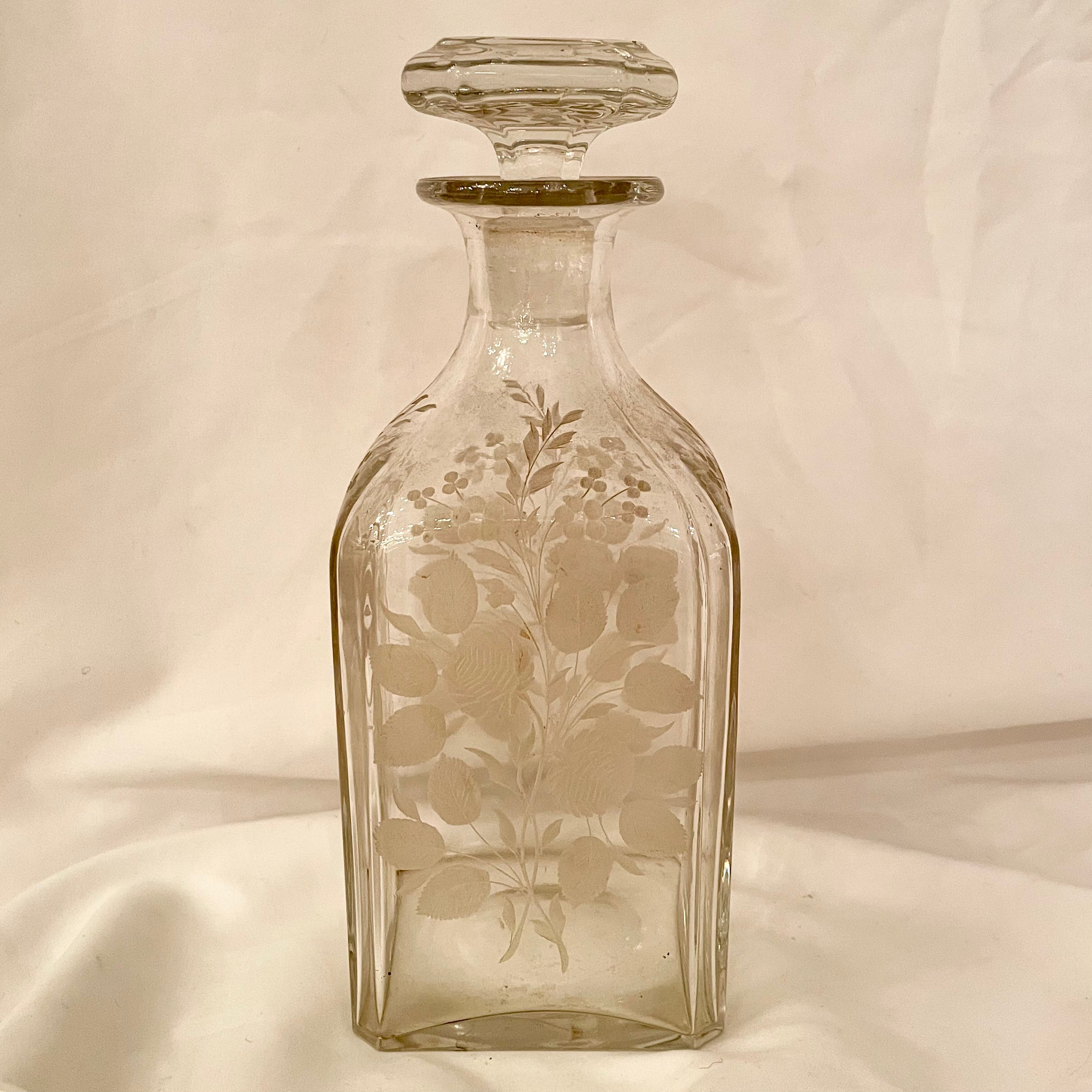 Antique French Exotic Wood Inlay & Baccarat Crystal Cave à Liqueur, CIRCA 1880. in vendita 7