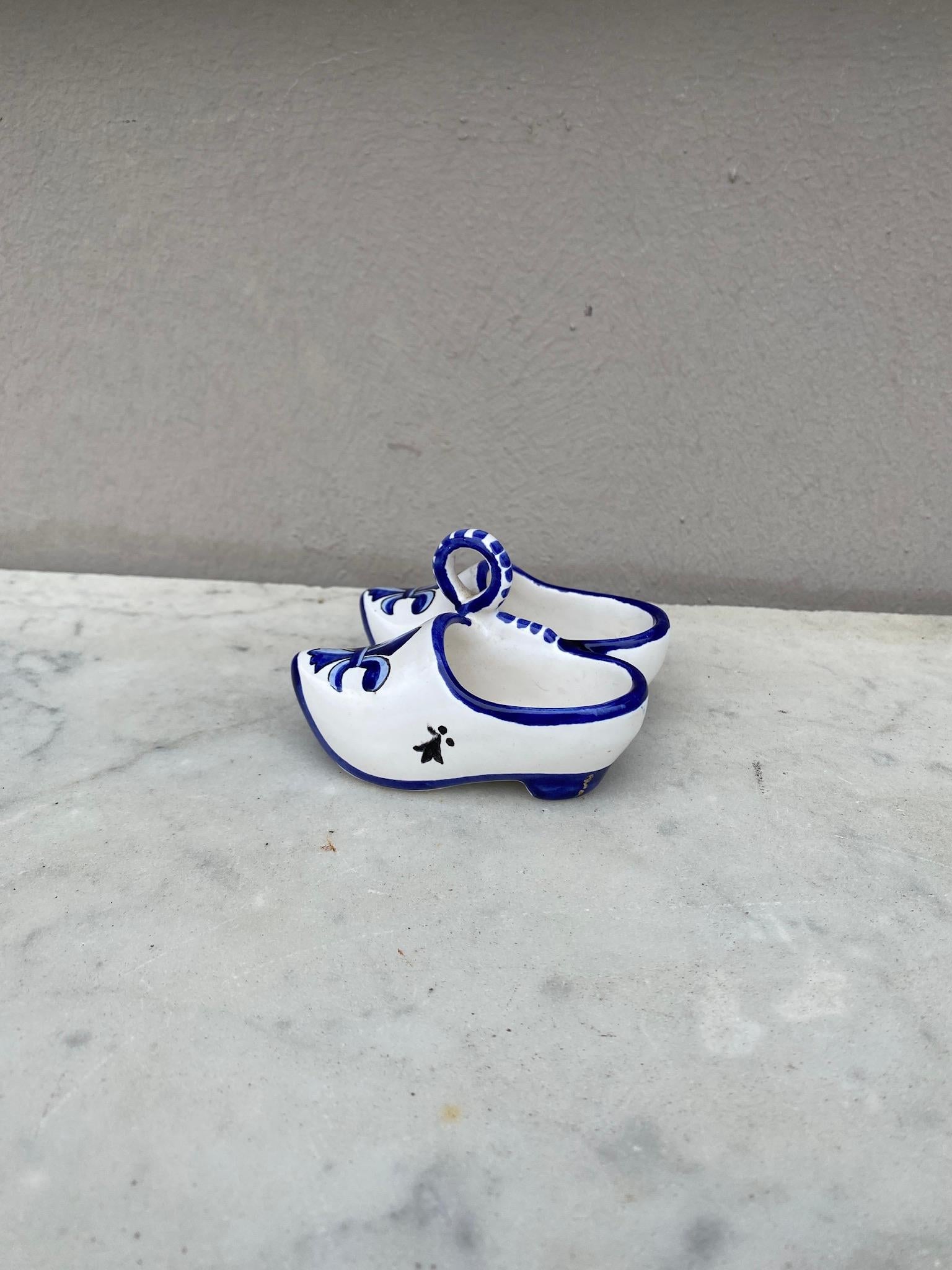 Country Antique French Faience Saltcellar Clog Henriot Quimper, circa 1930 For Sale