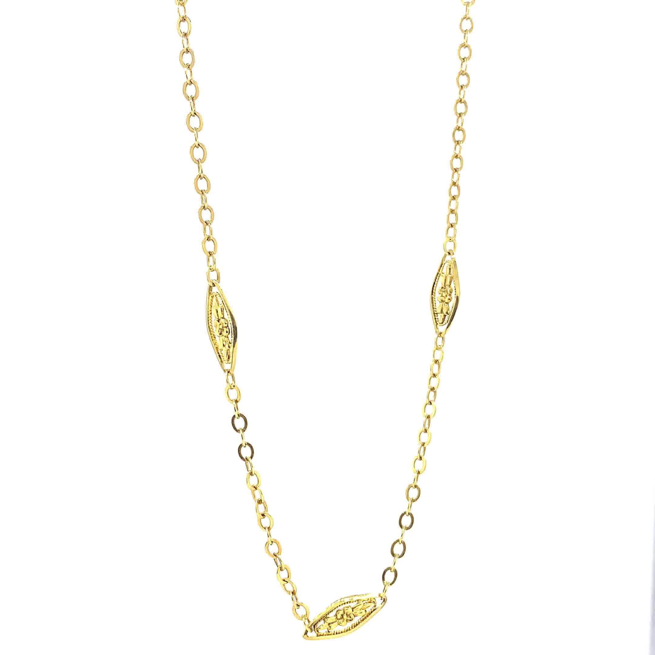 Antique French Fancy Link 18 Karat Gold Chain In Excellent Condition In Beverly Hills, CA