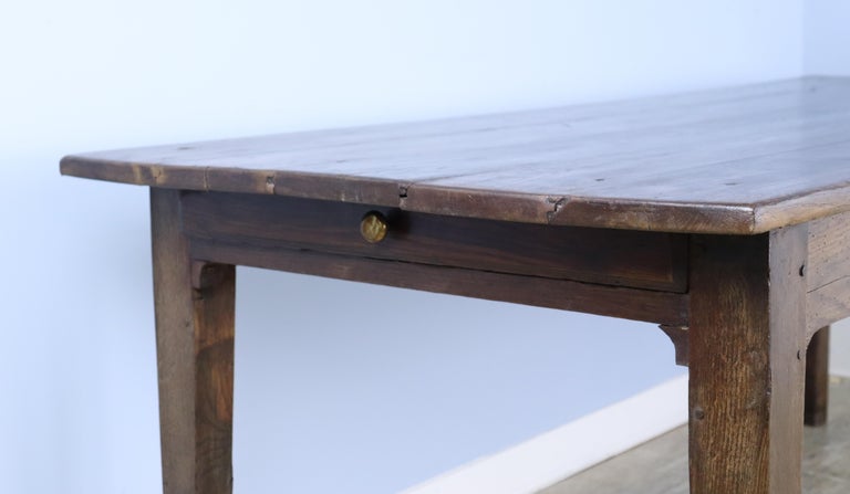 Antique French Chestnut Farm Table In Good Condition For Sale In Port Chester, NY