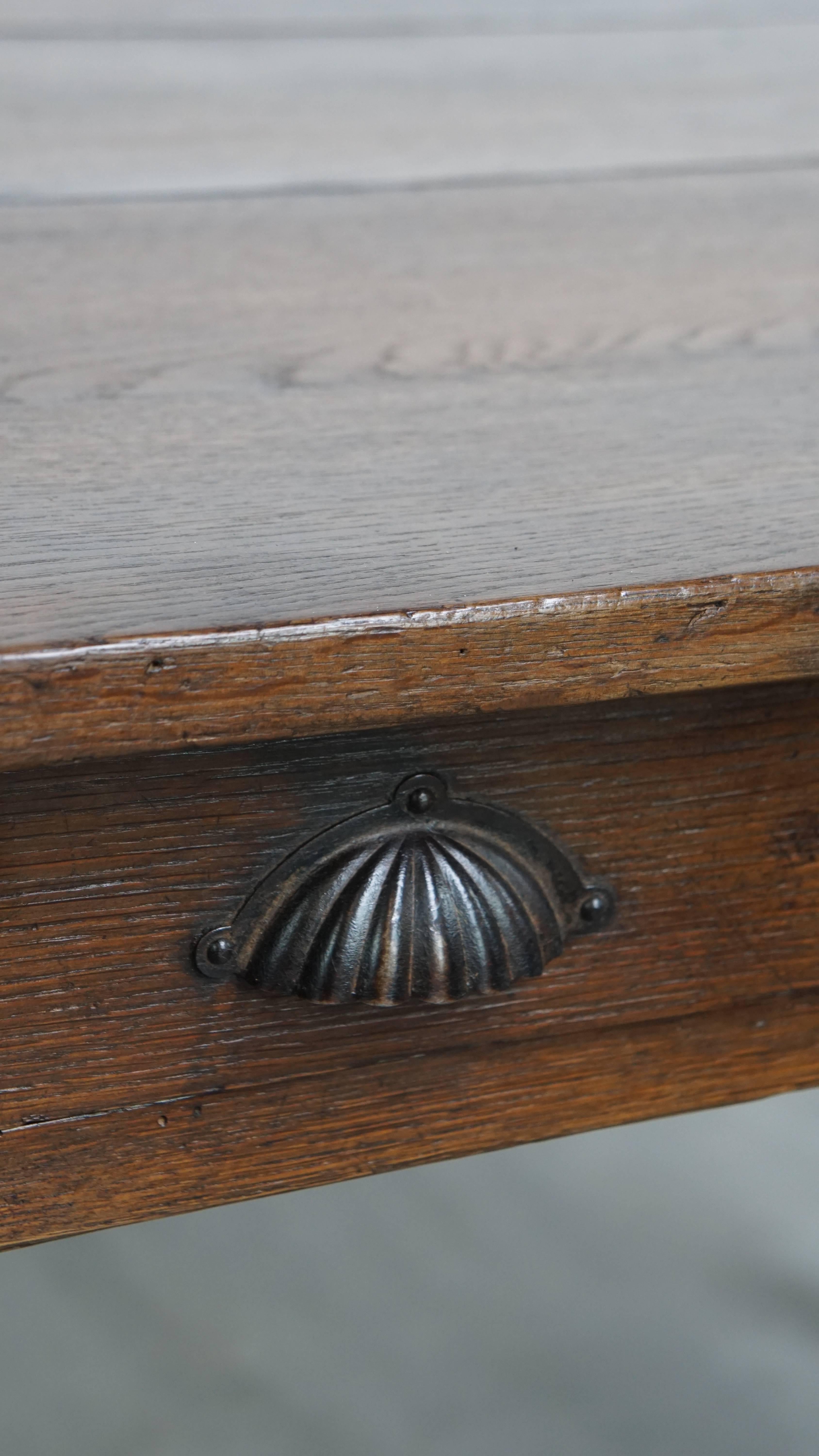 Antique French Farmhouse Dining Table from 1800 Made of Oak with 2 Drawers For Sale 3