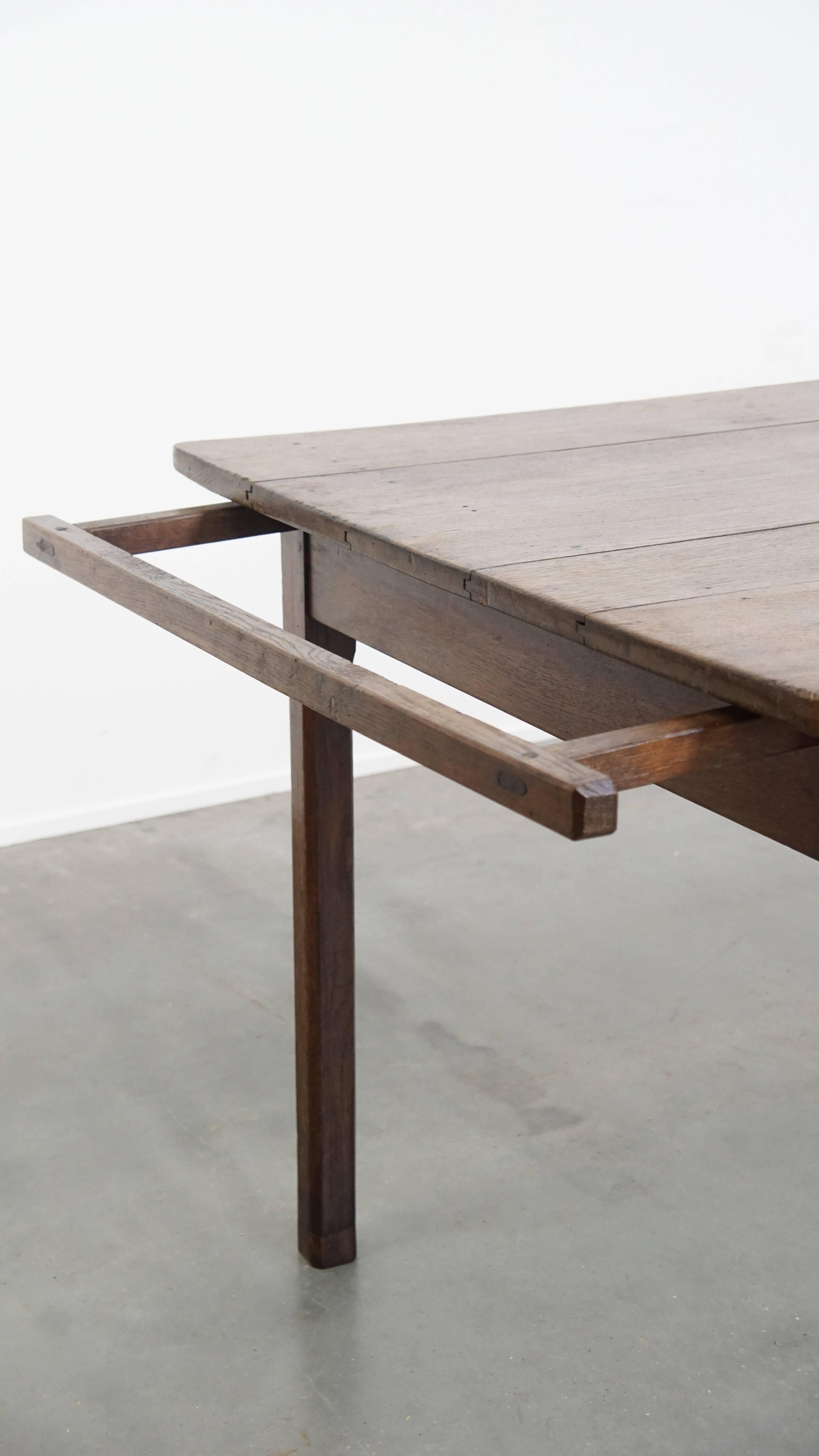 Antique French Farmhouse Dining Table from 1800 Made of Oak with 2 Drawers For Sale 8