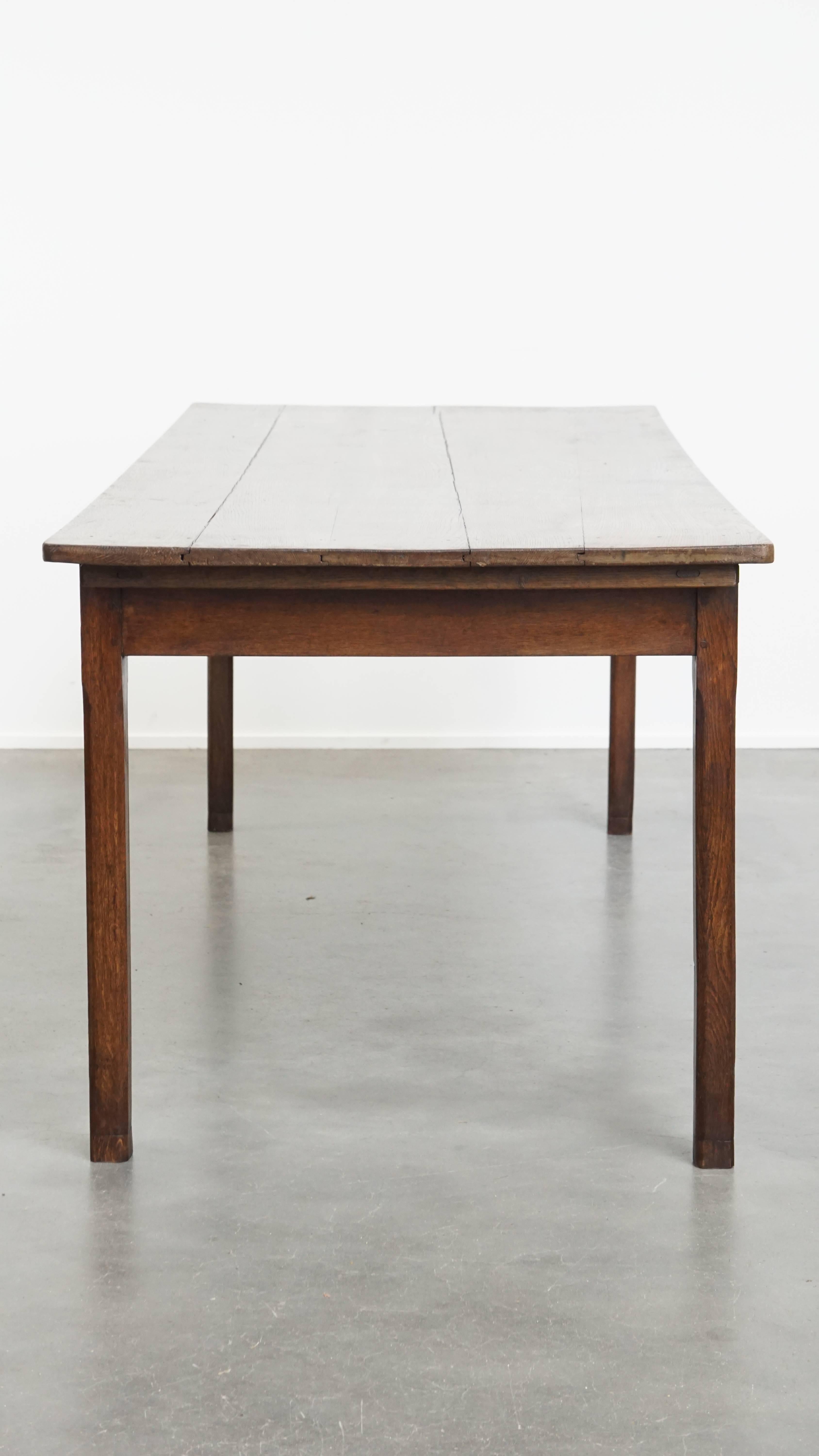Classical Roman Antique French Farmhouse Dining Table from 1800 Made of Oak with 2 Drawers For Sale