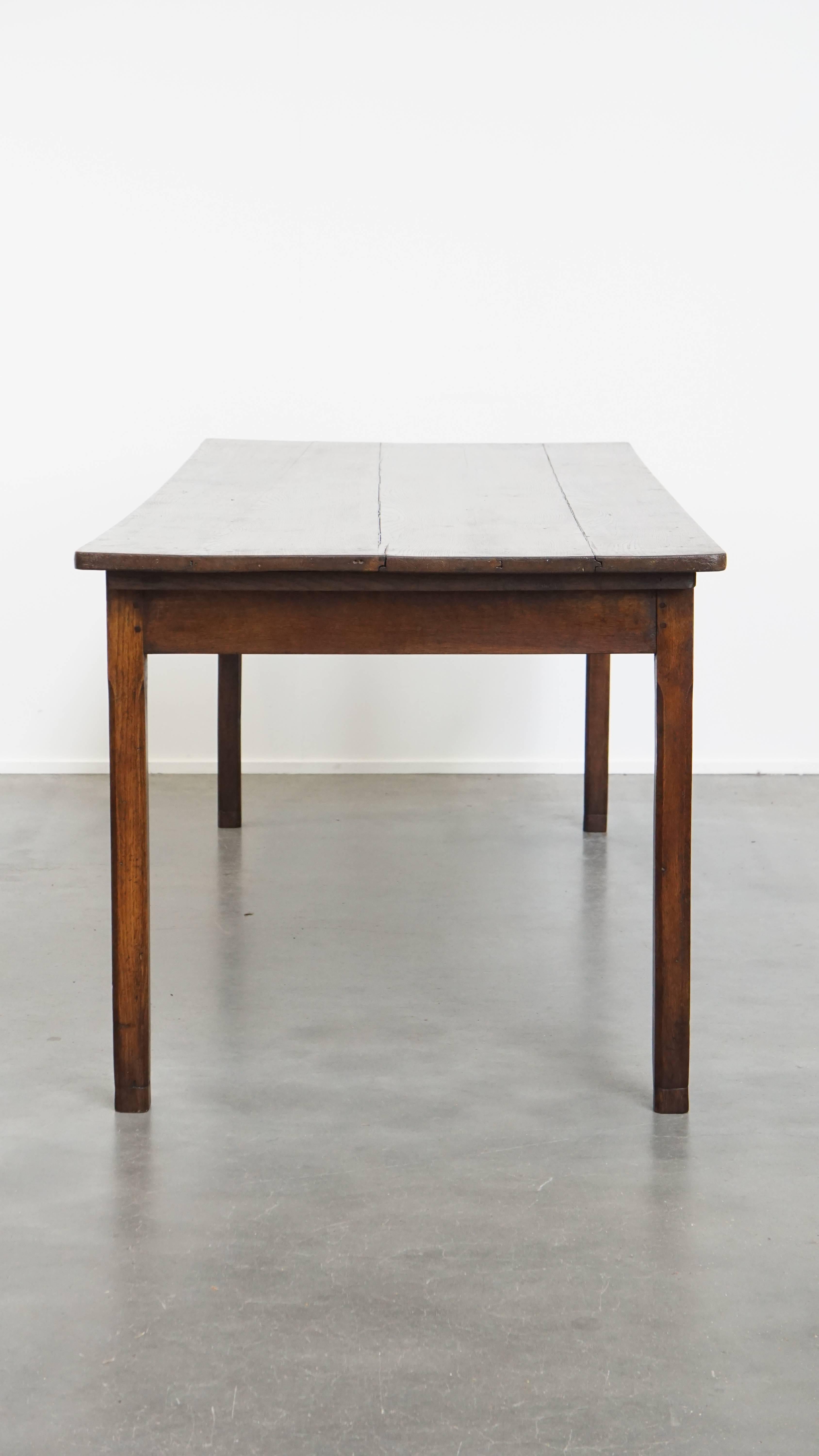 Antique French Farmhouse Dining Table from 1800 Made of Oak with 2 Drawers In Fair Condition For Sale In Harderwijk, NL