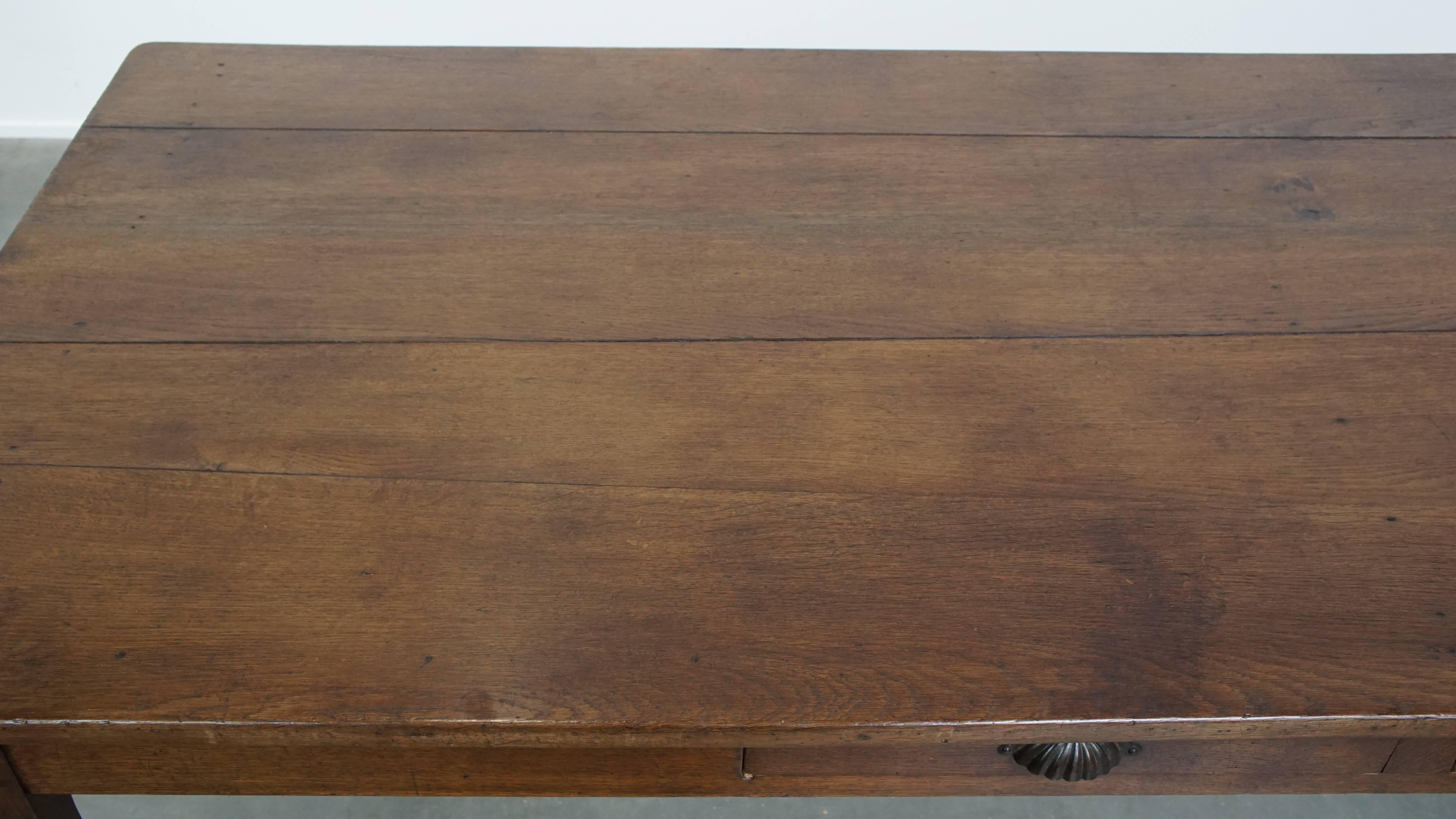 19th Century Antique French Farmhouse Dining Table from 1800 Made of Oak with 2 Drawers For Sale